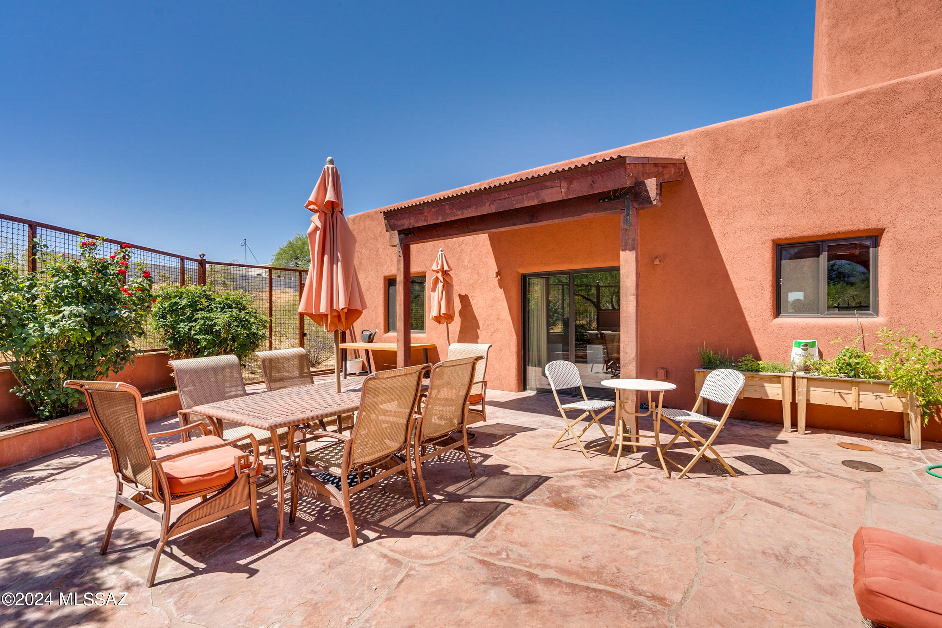 Riverside Terrace - Residential