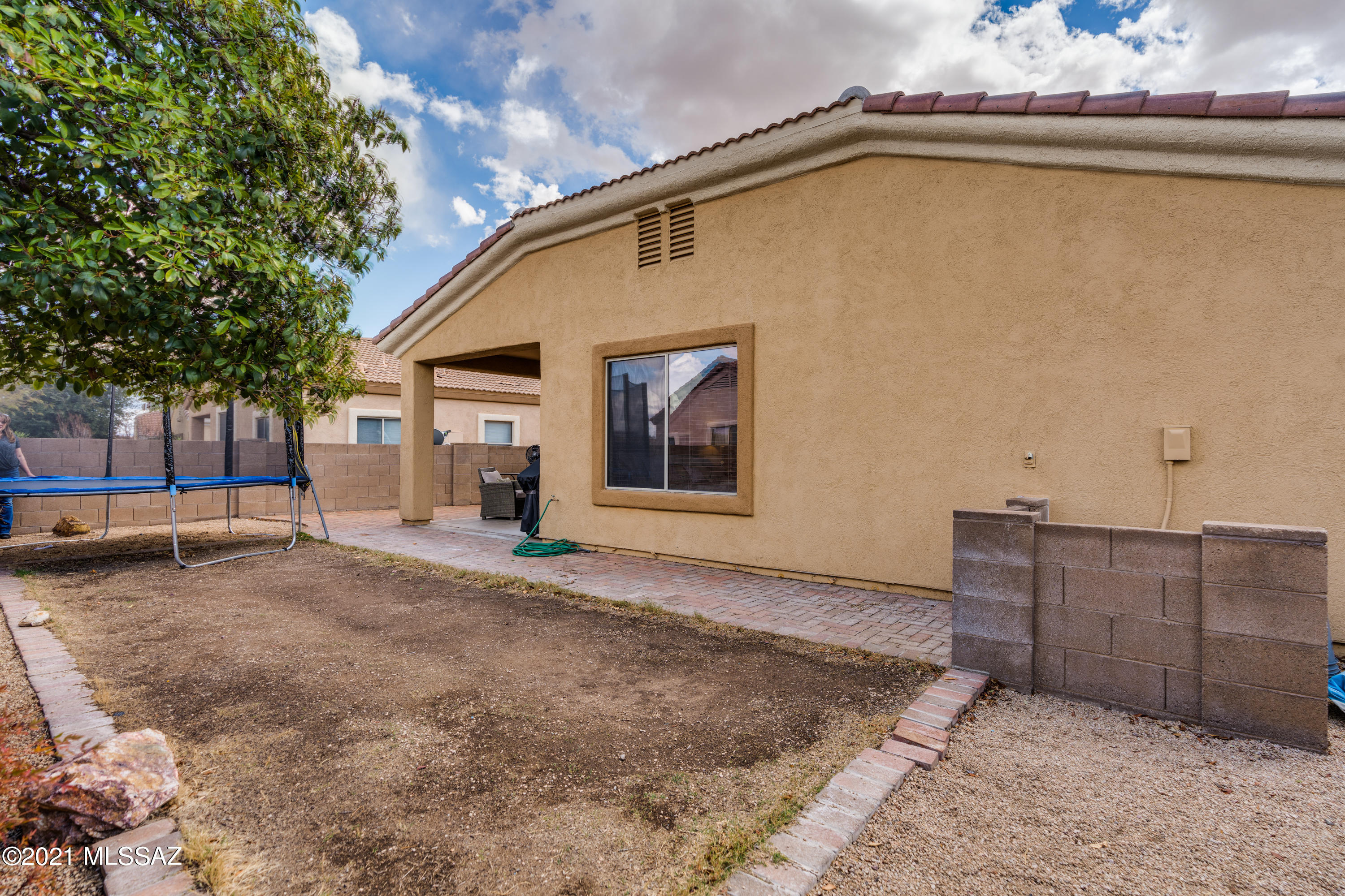 Presidio Del Flores II (1-108) - Residential