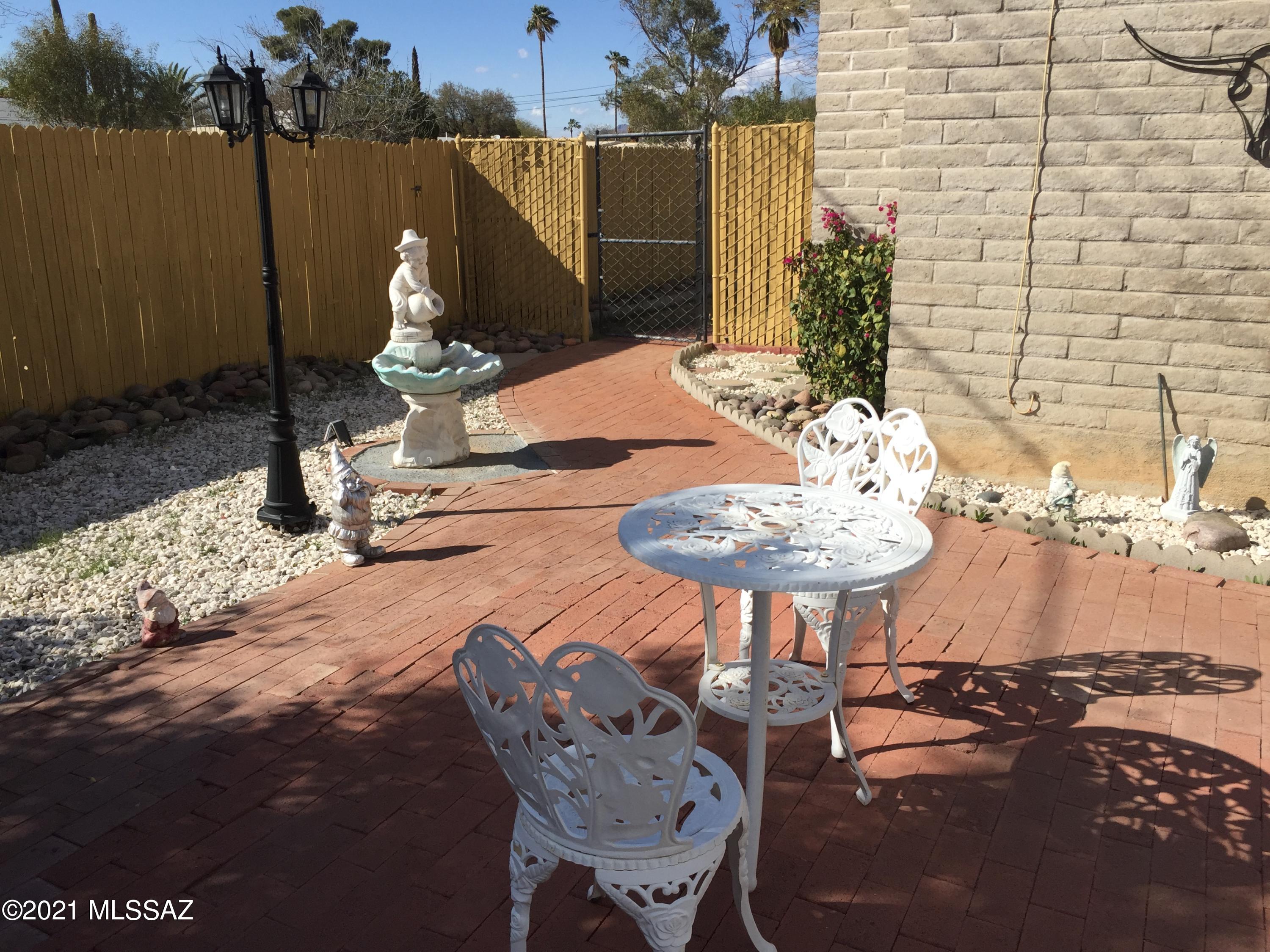 Manana Grande - Residential