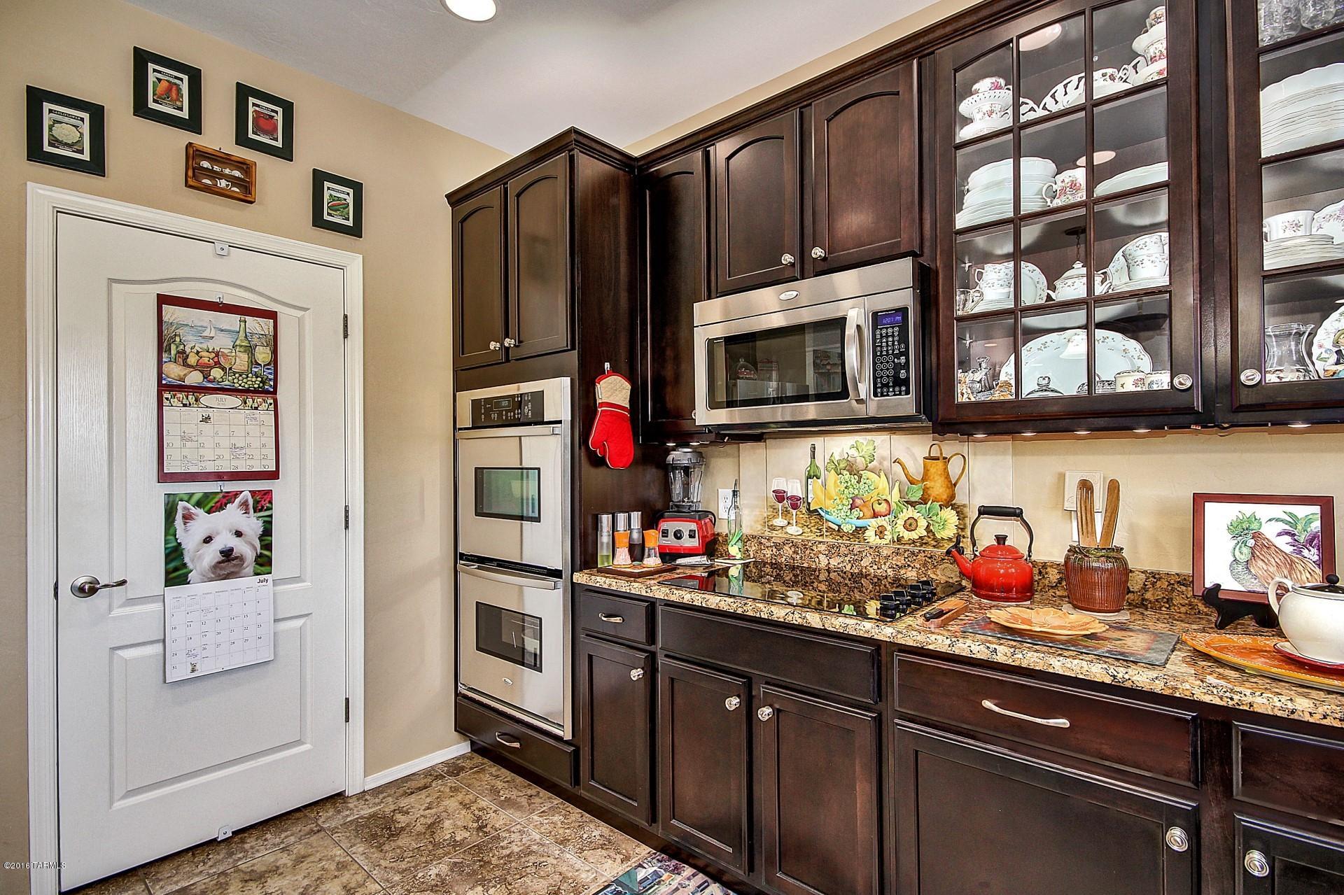 Countryside Manor (1-52) - Residential