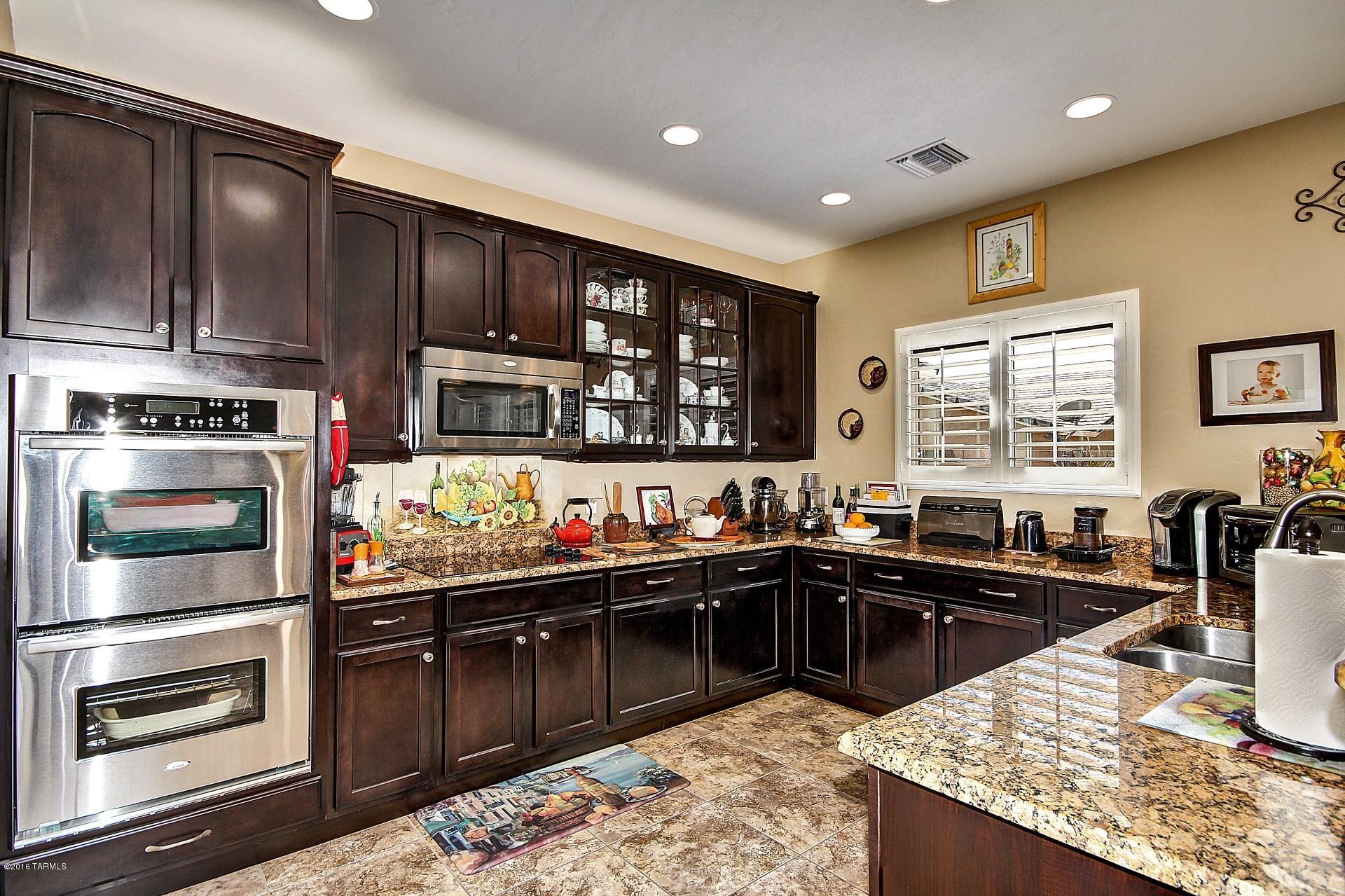 Countryside Manor (1-52) - Residential