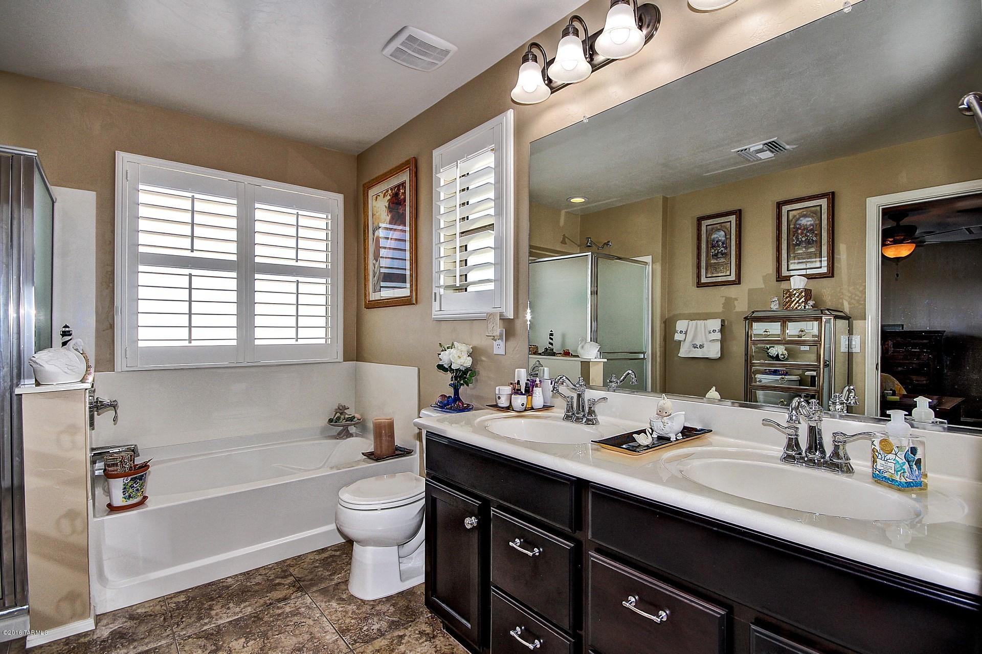 Countryside Manor (1-52) - Residential