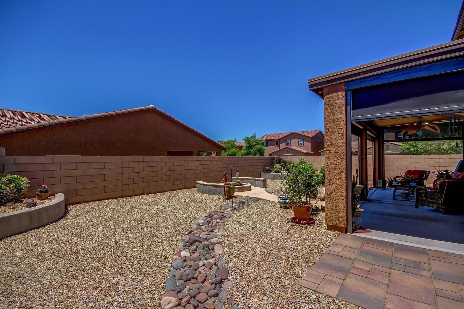 Countryside Manor (1-52) - Residential