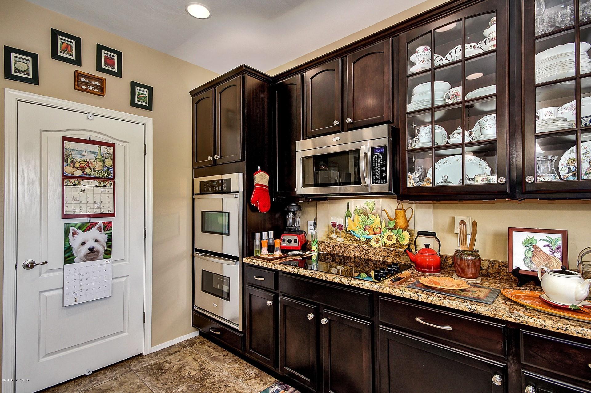 Countryside Manor (1-52) - Residential