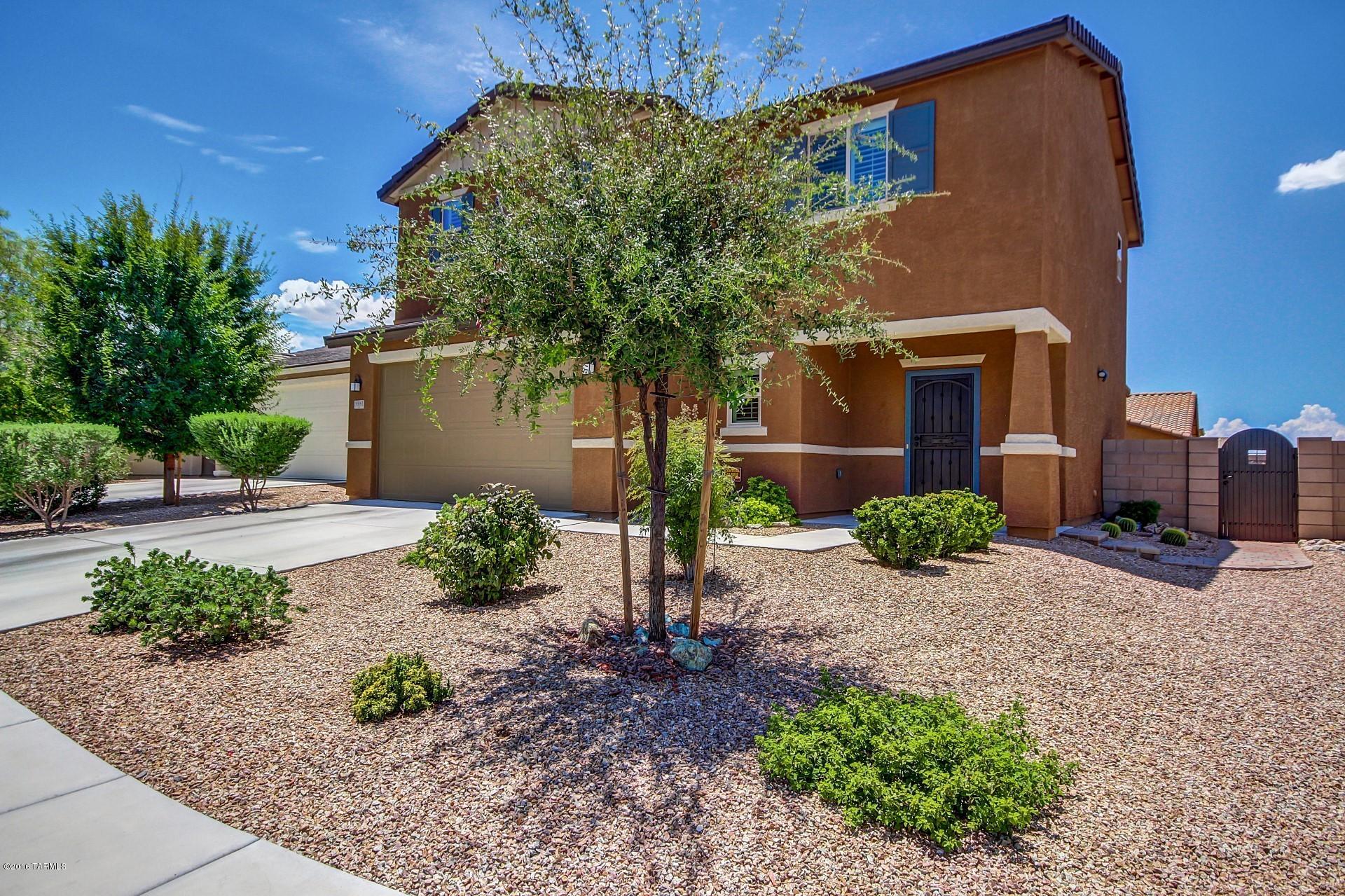 Countryside Manor (1-52) - Residential