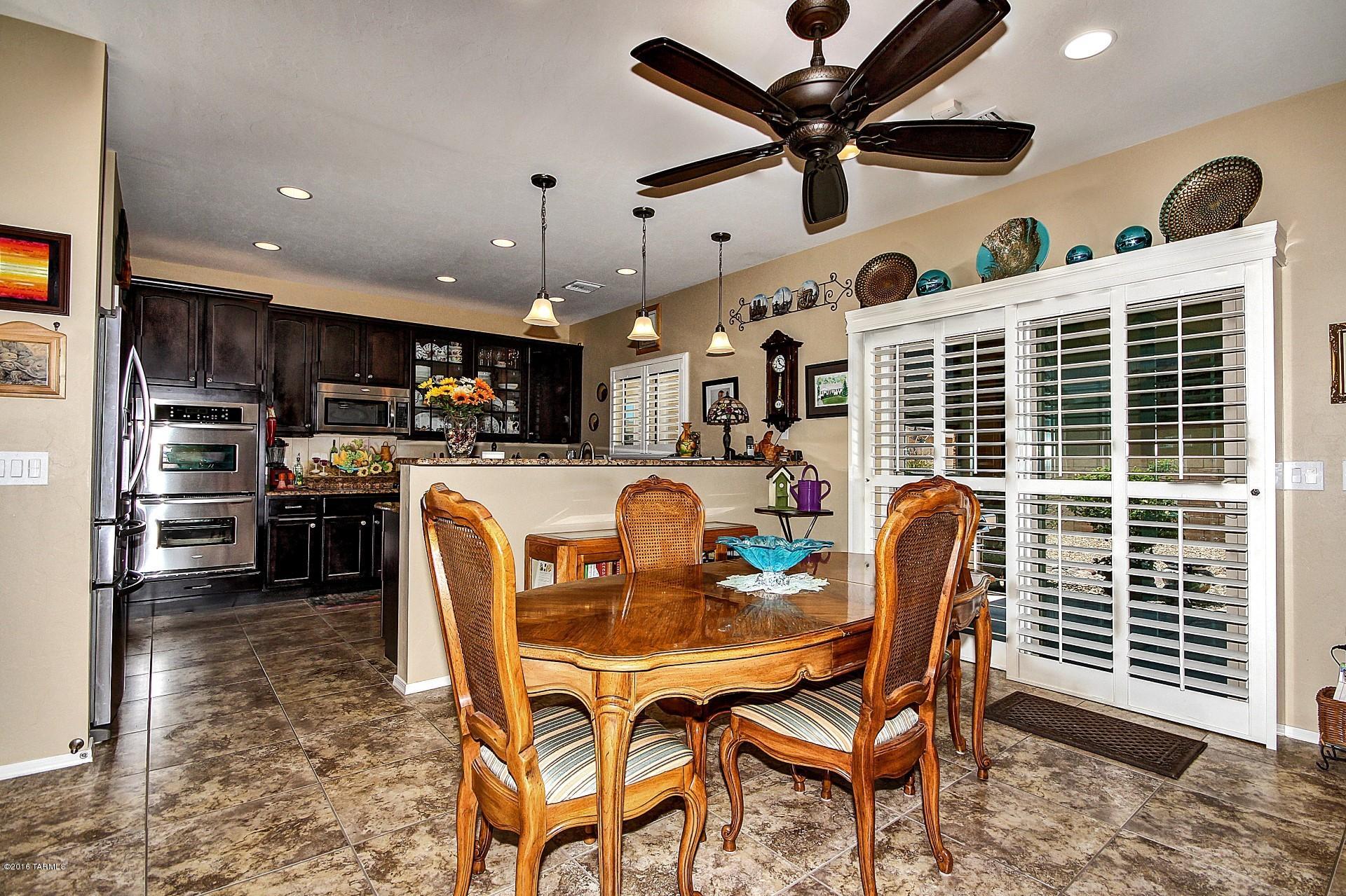 Countryside Manor (1-52) - Residential