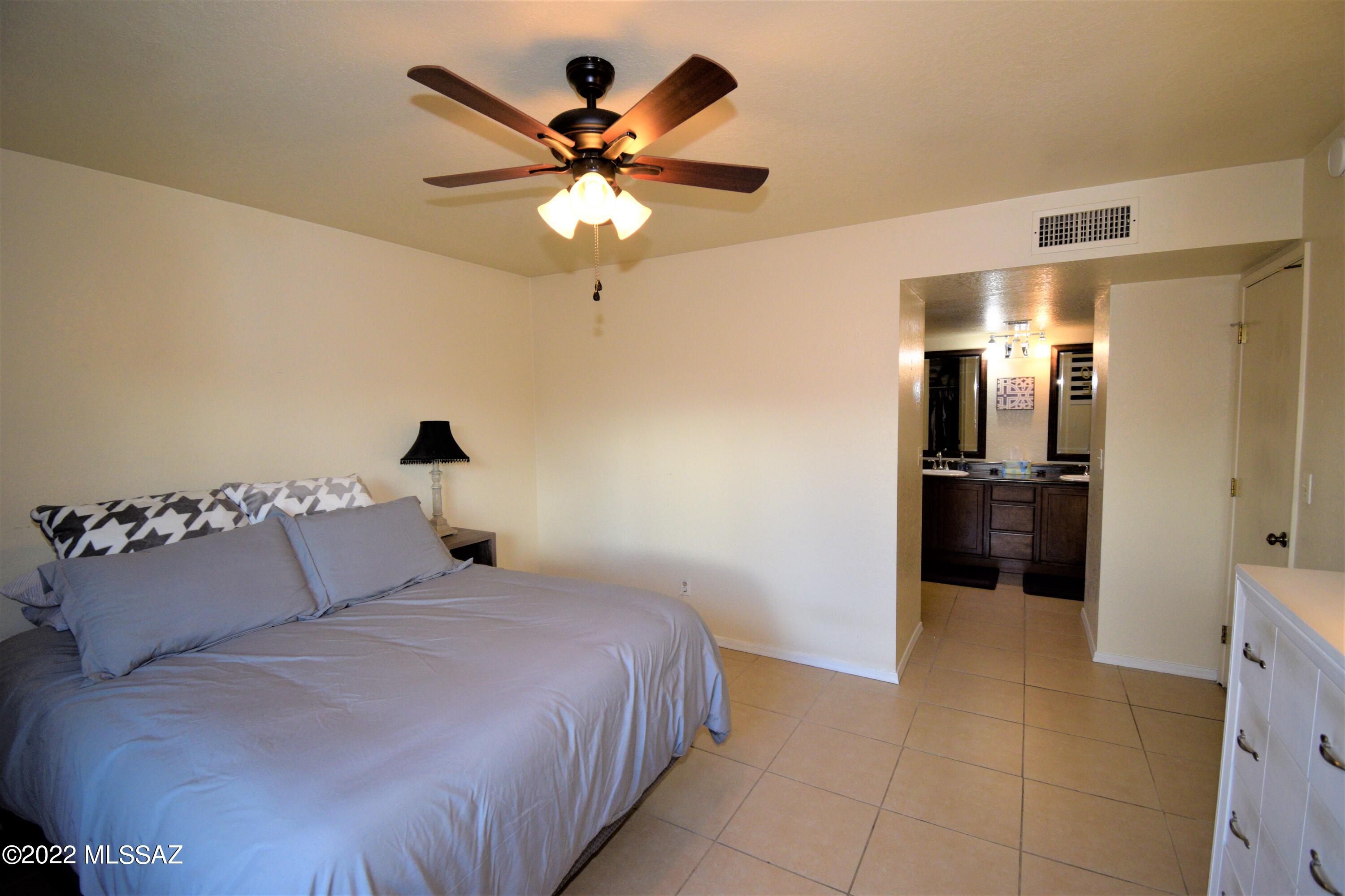 Edgebrooke Village (80-169) - Residential