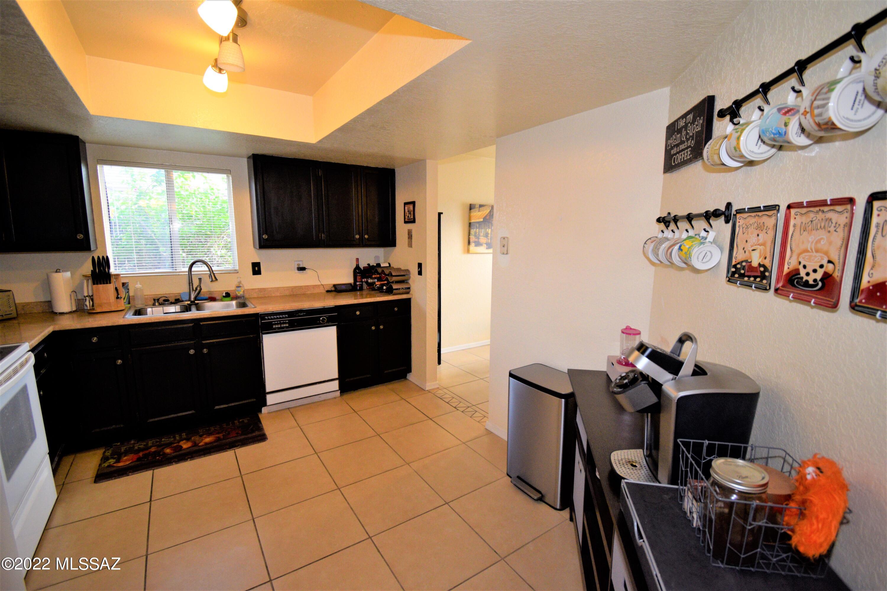 Edgebrooke Village (80-169) - Residential