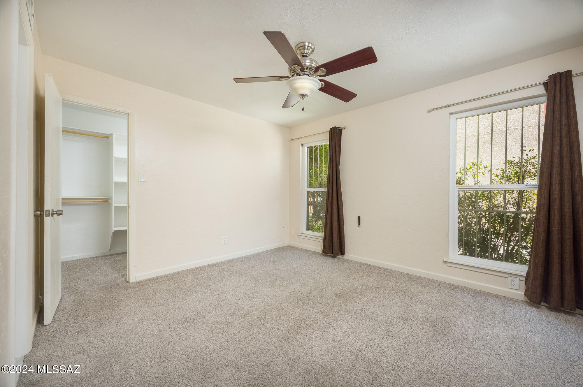 Las Colinas Condominiums - Residential