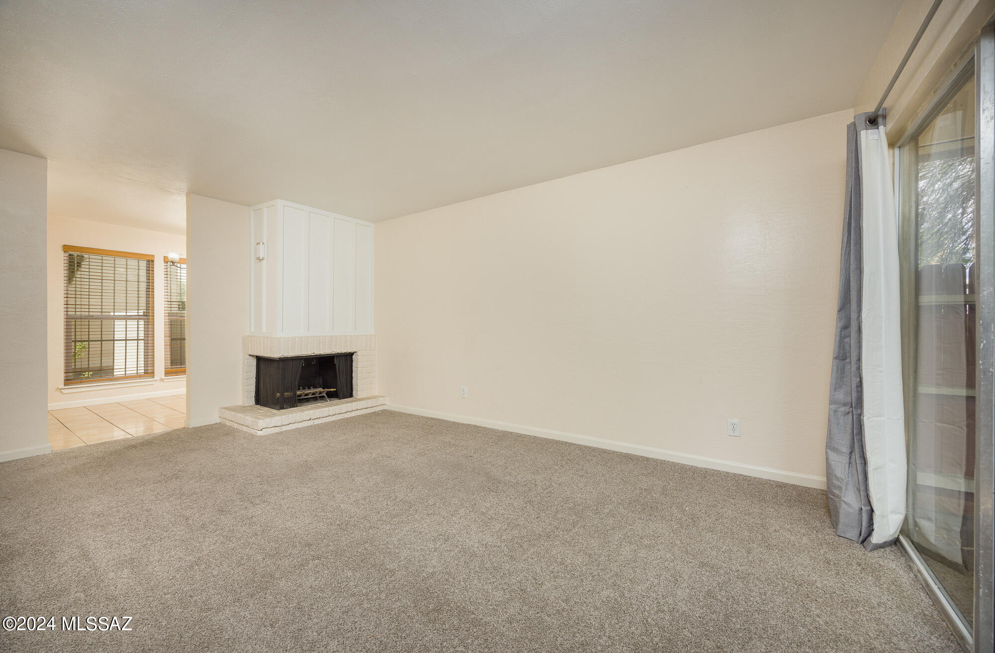 Las Colinas Condominiums - Residential