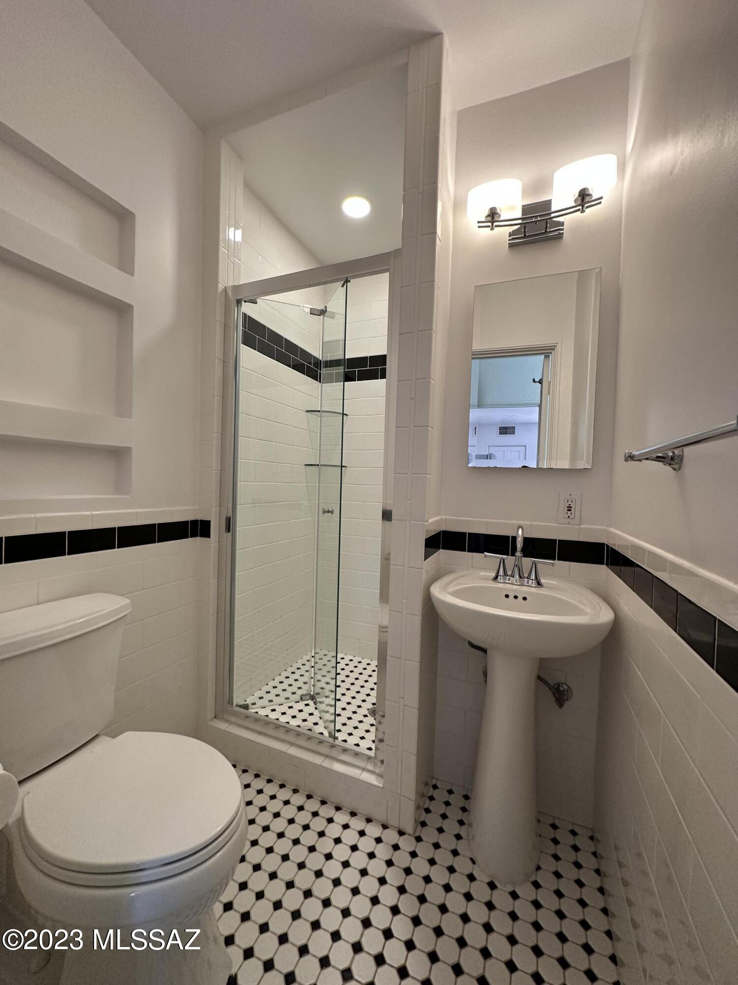 Fairmount Addition - Residential Lease