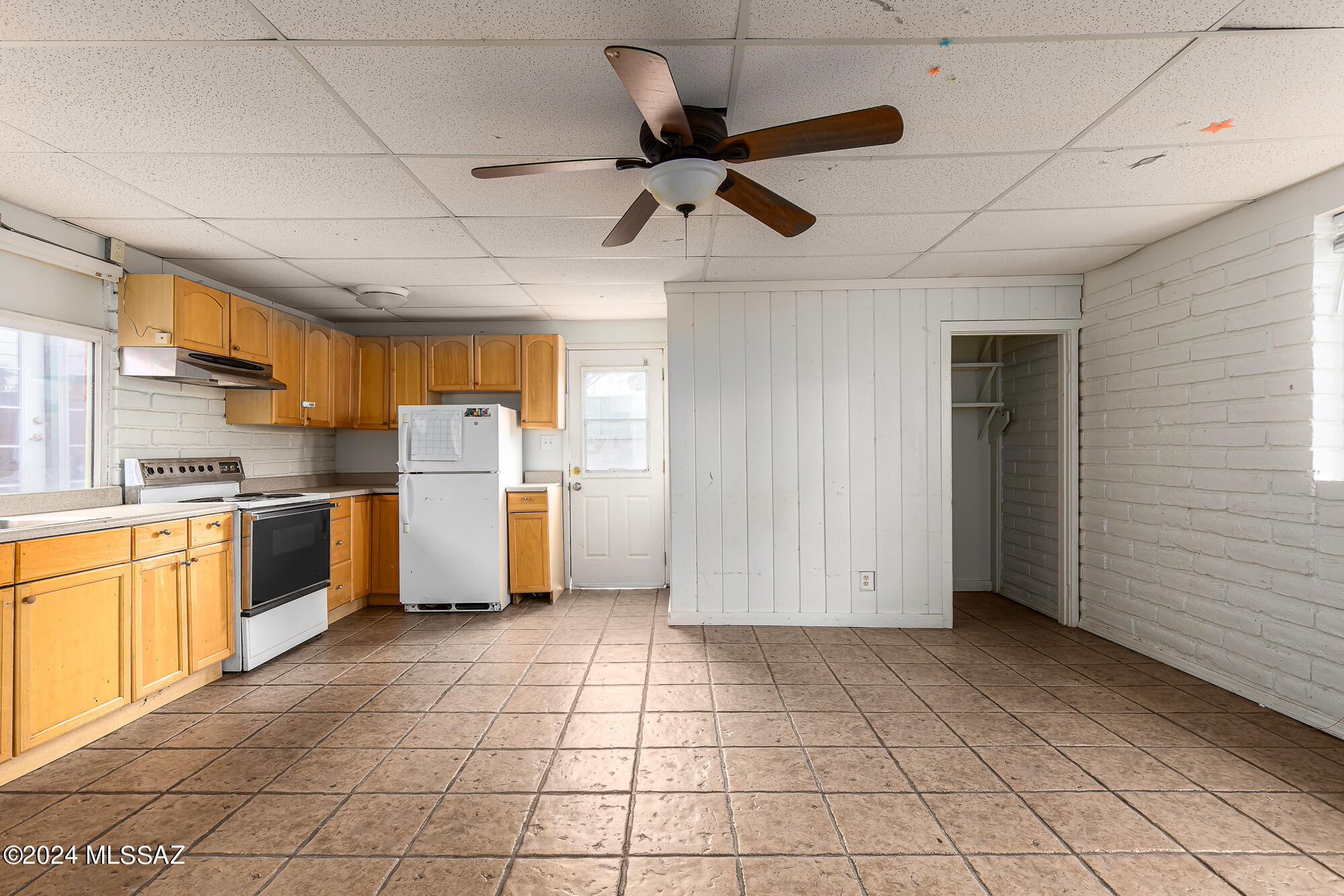 Carlos Terrace - Residential