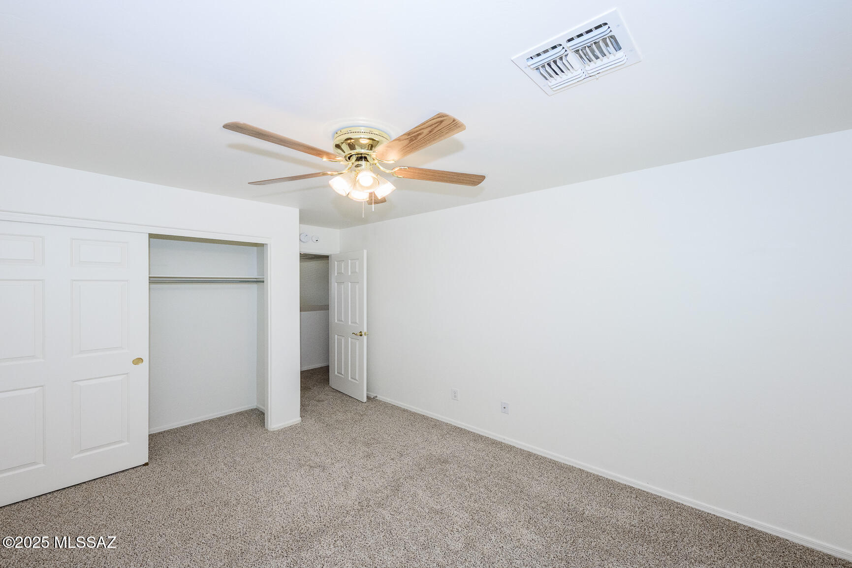 Rancho Del Lago (1031-1133) - Residential