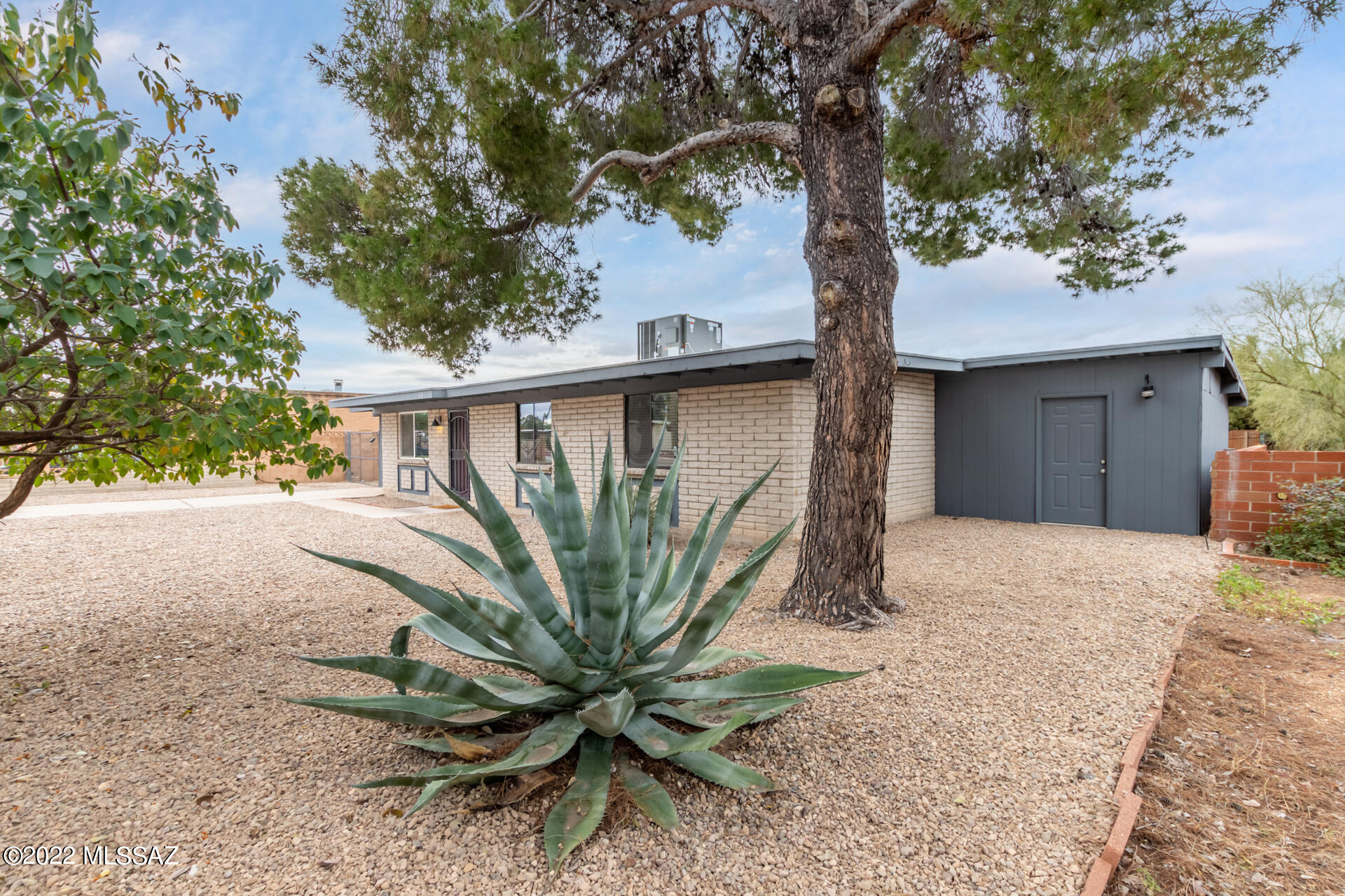 Pine Grove (384-427) - Residential