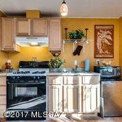 Country Club Manor - Residential