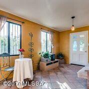 Country Club Manor - Residential