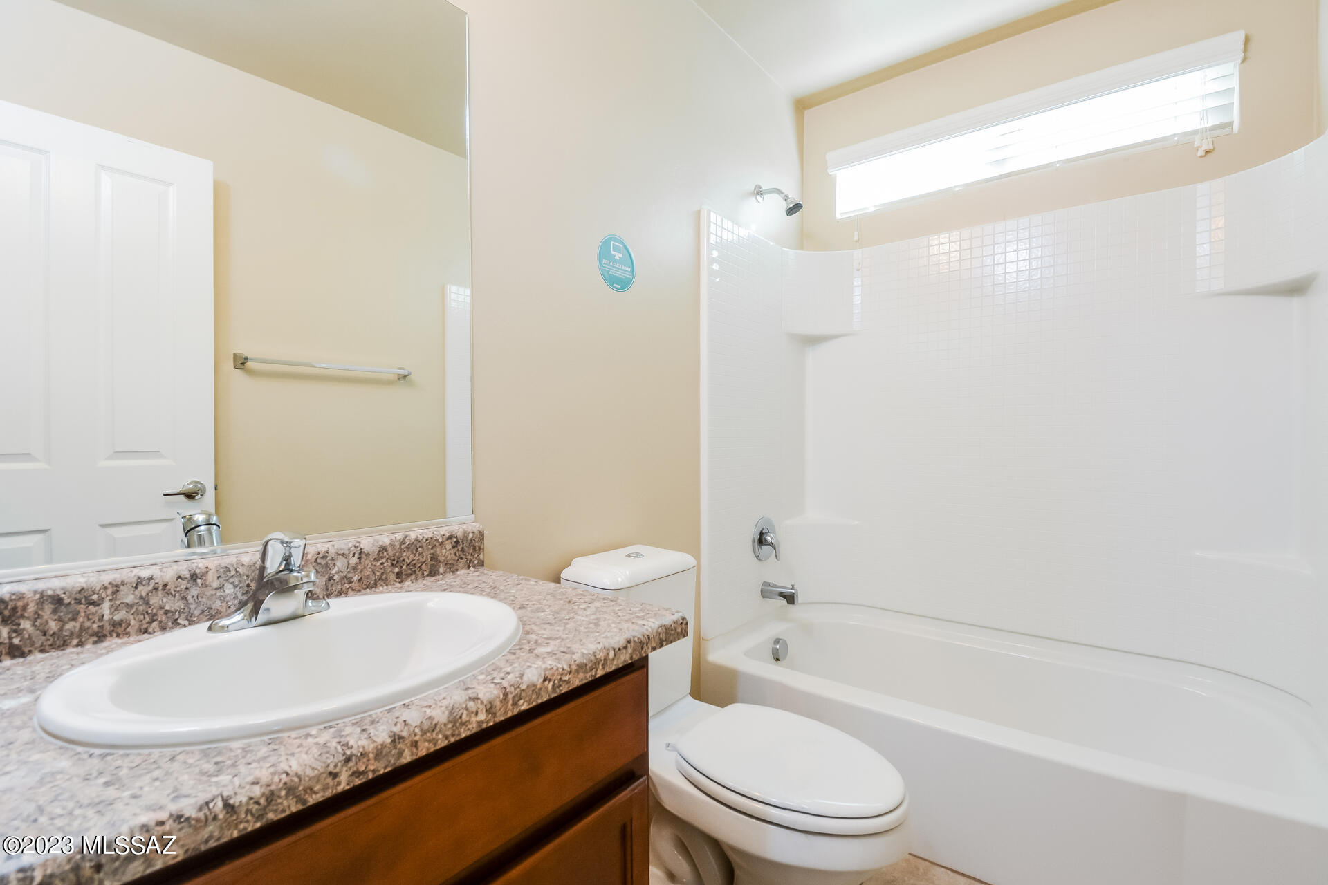 Los Arroyos Del Este Resub - Residential Lease