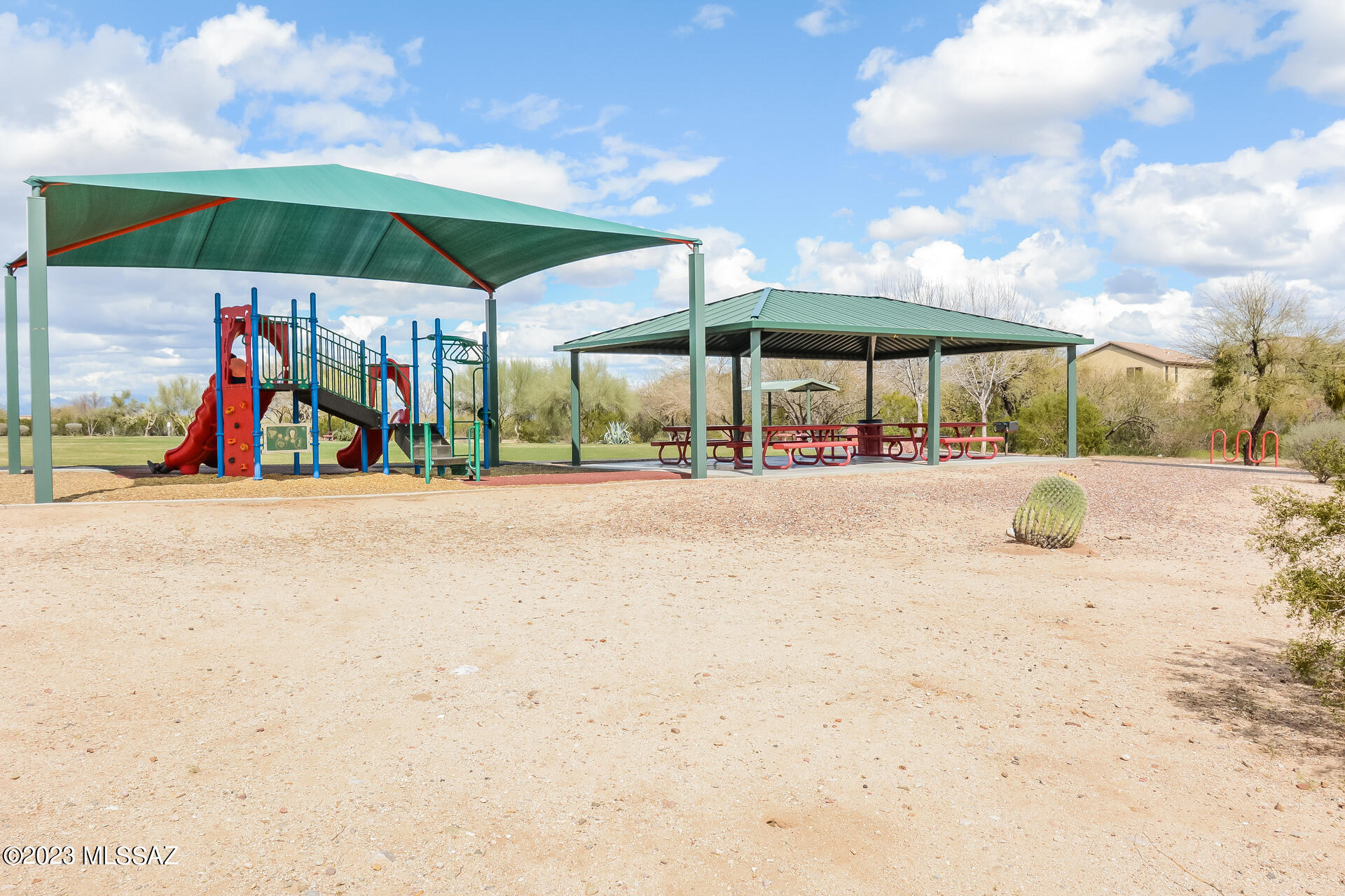 Los Arroyos Del Este Resub - Residential Lease
