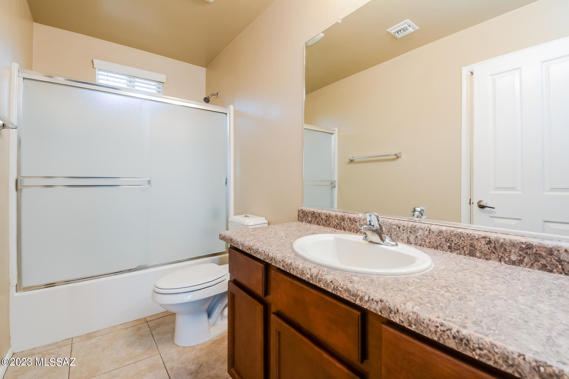 Los Arroyos Del Este Resub - Residential Lease