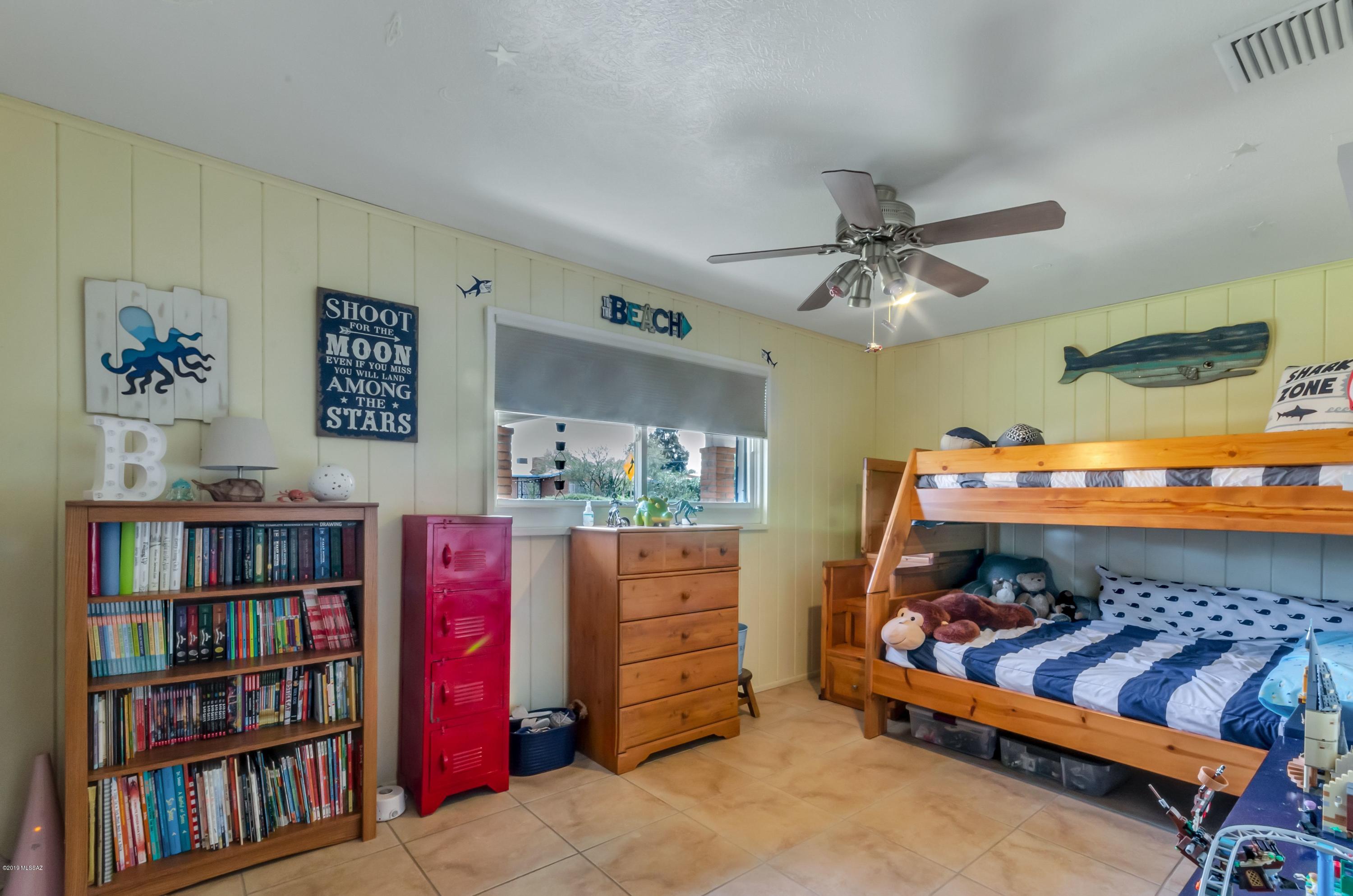 Wilshire Heights - Residential