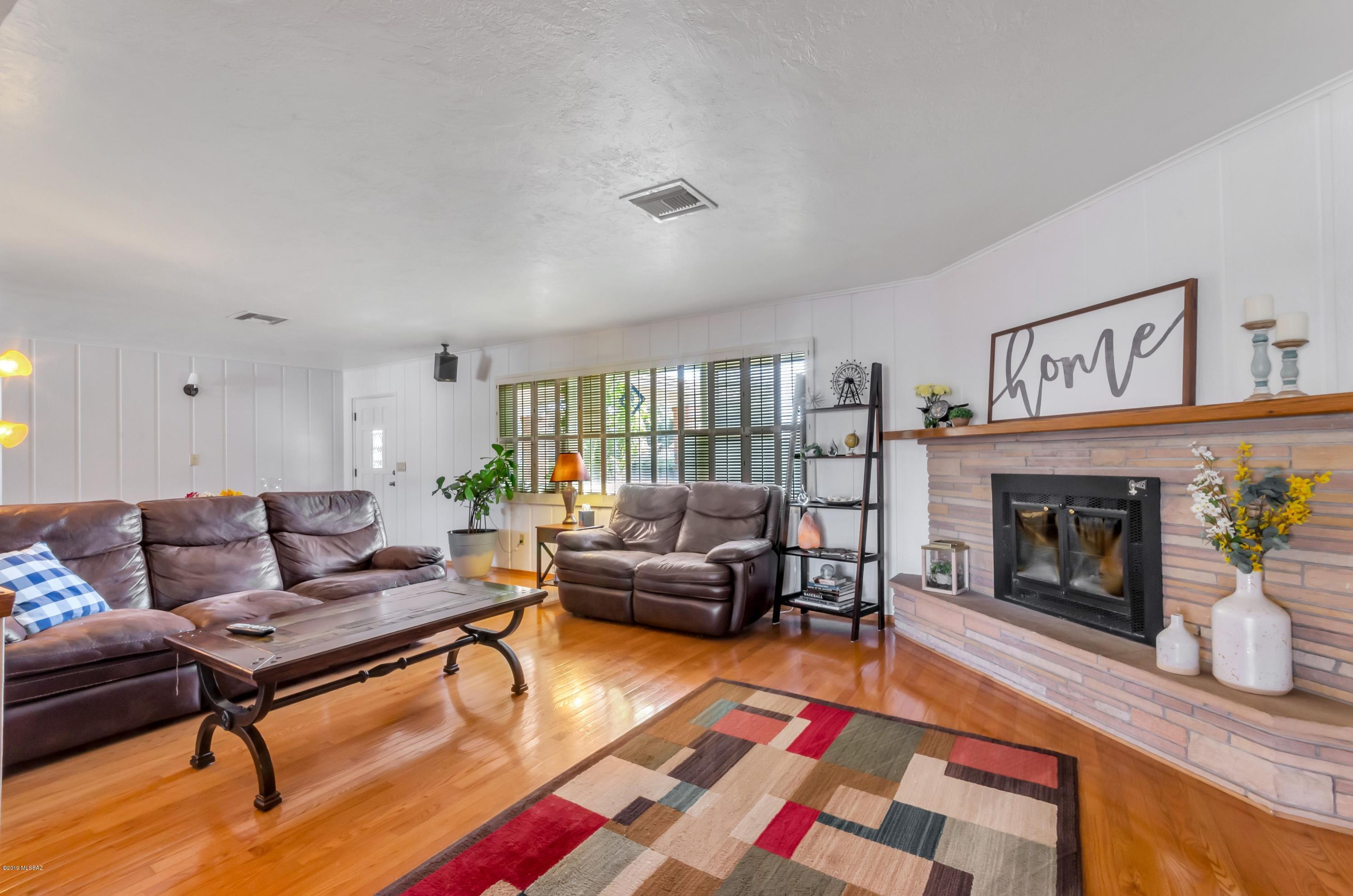 Wilshire Heights - Residential