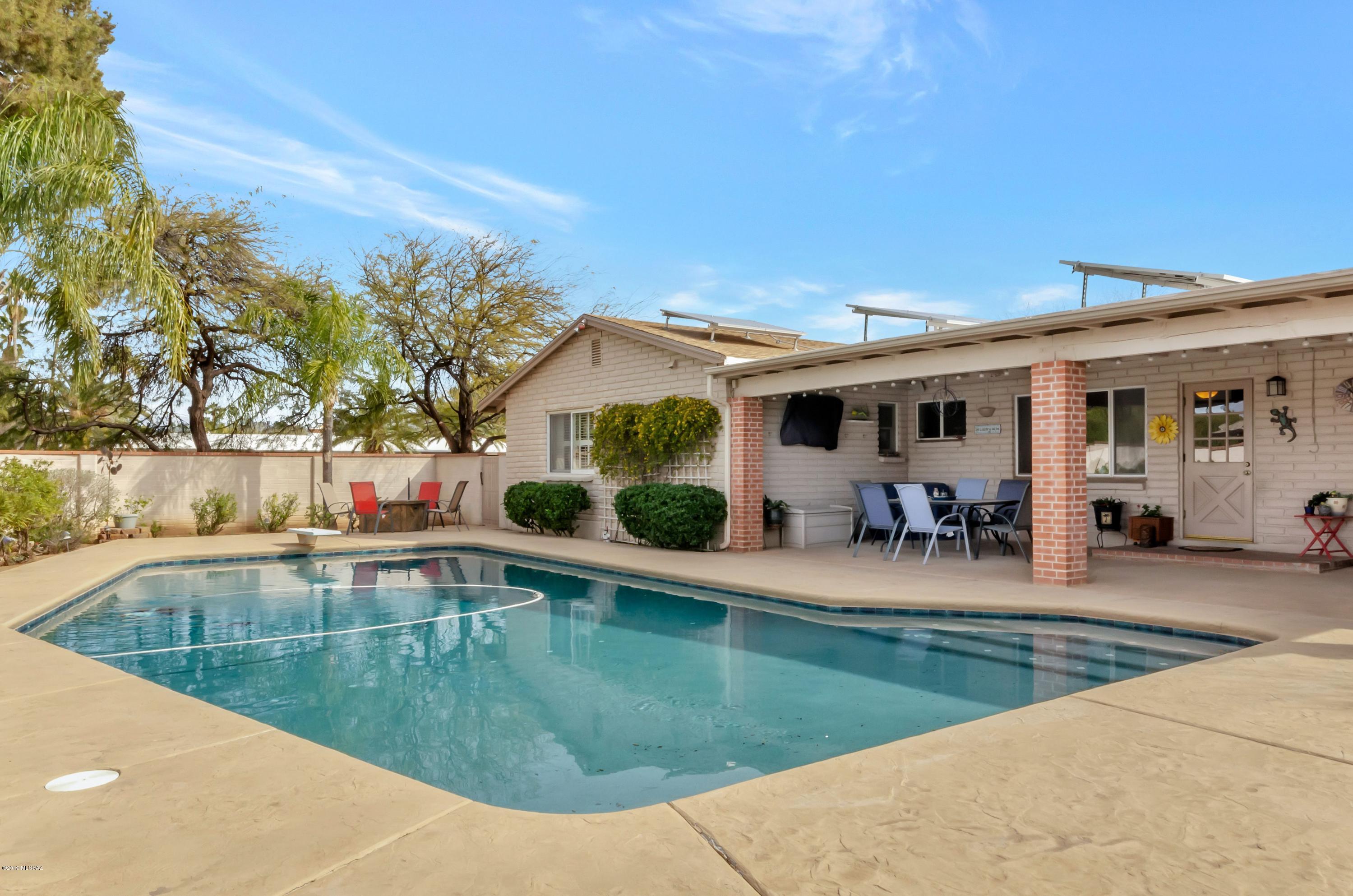 Wilshire Heights - Residential