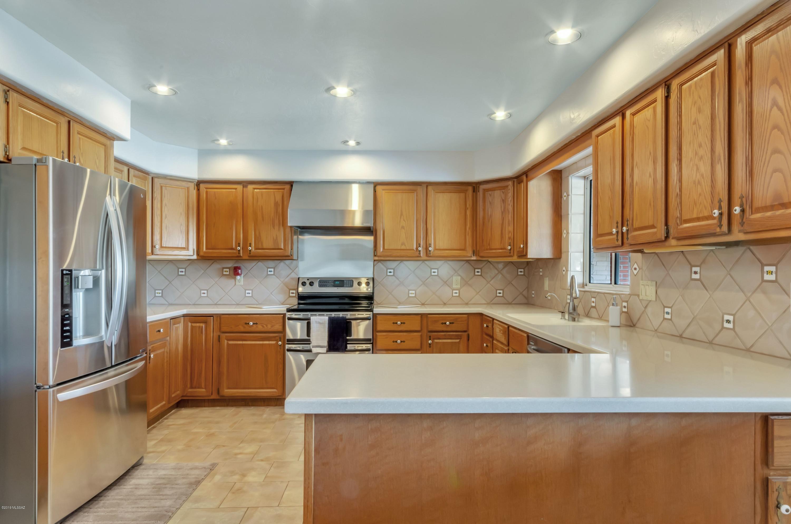 Wilshire Heights - Residential
