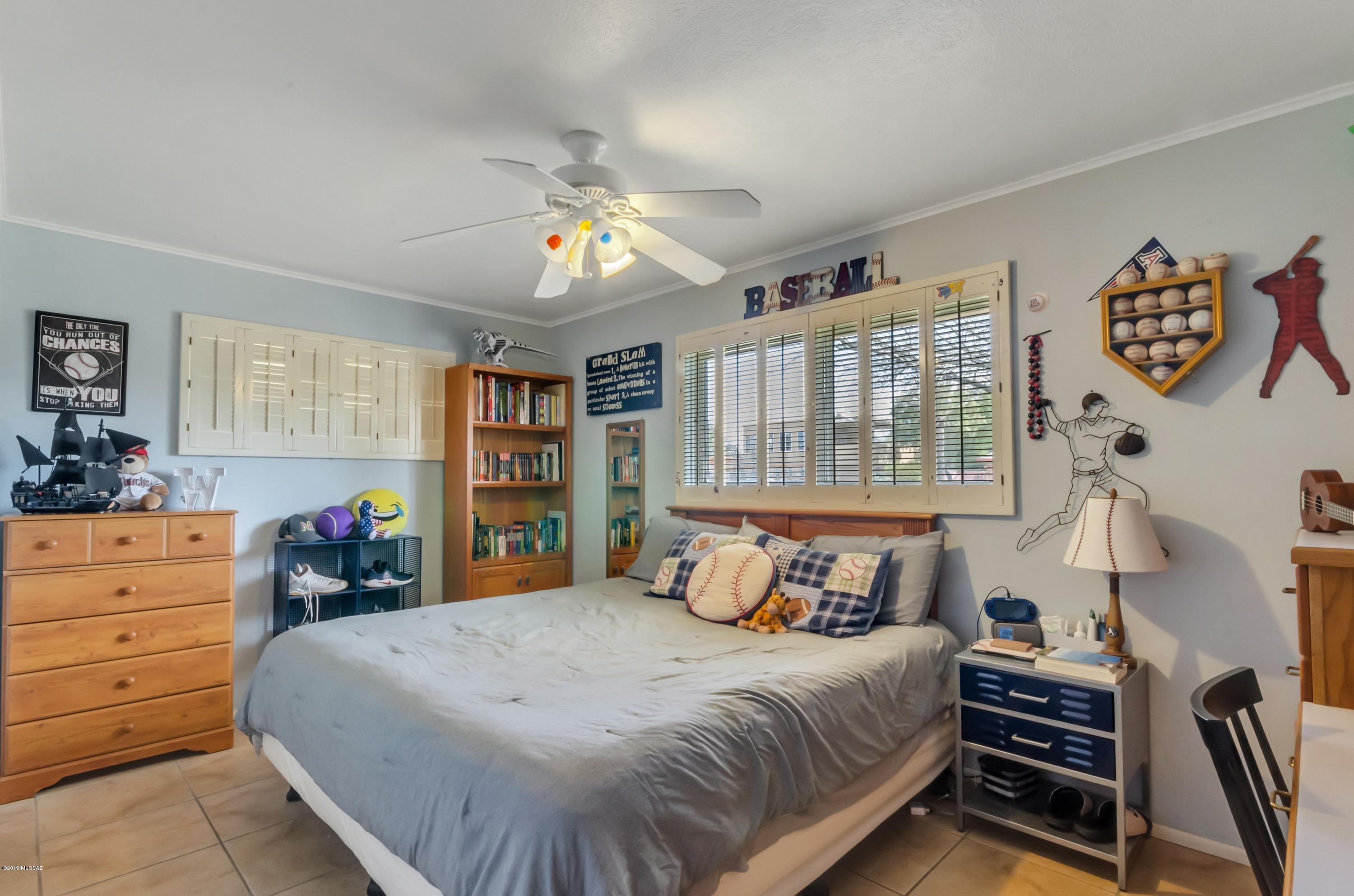 Wilshire Heights - Residential