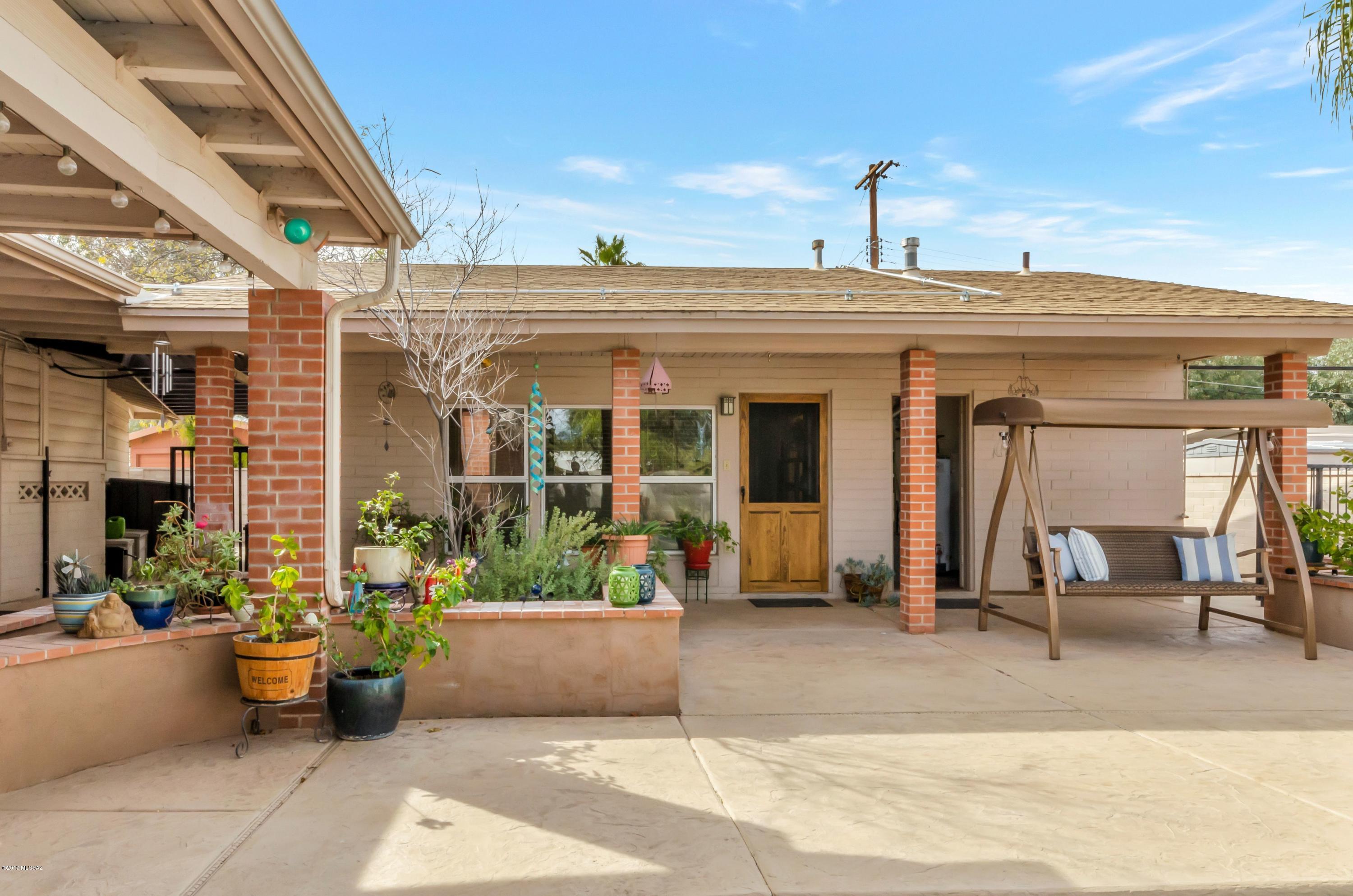 Wilshire Heights - Residential