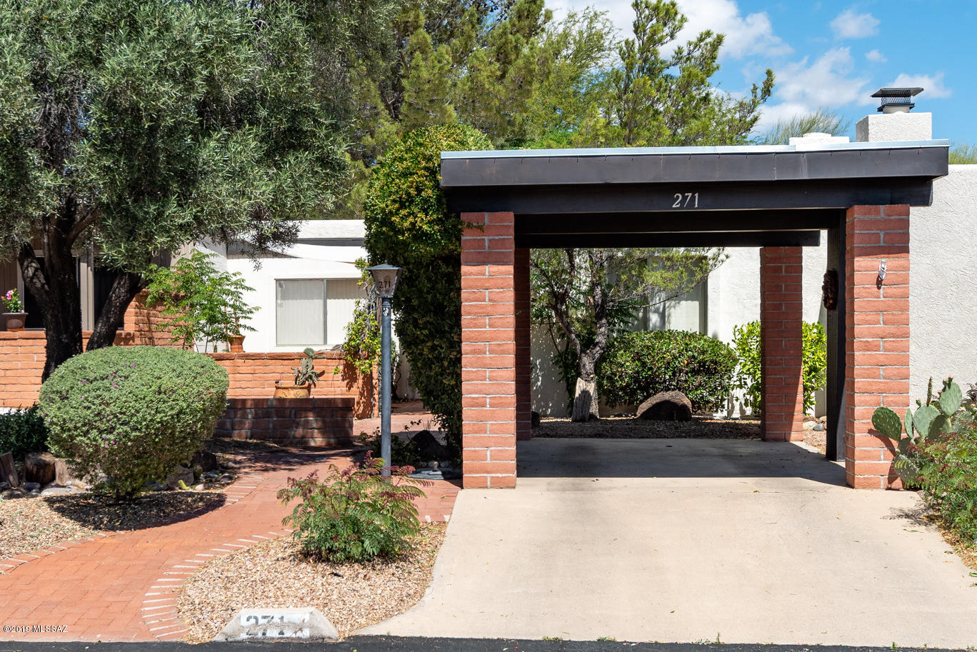 Green Valley Townhouses NO.7 - Residential