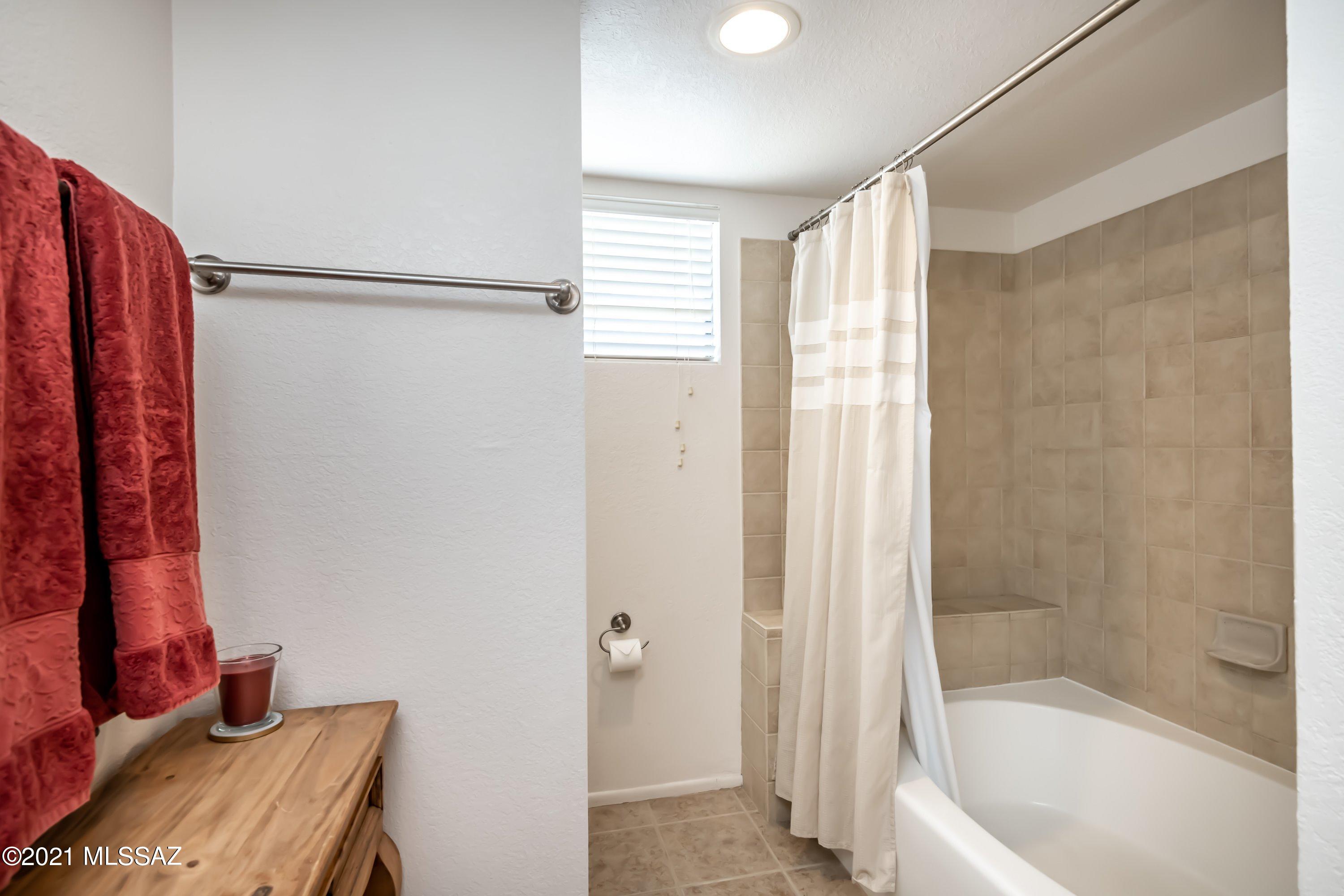 Ventana Vista Condominiums - Residential Lease