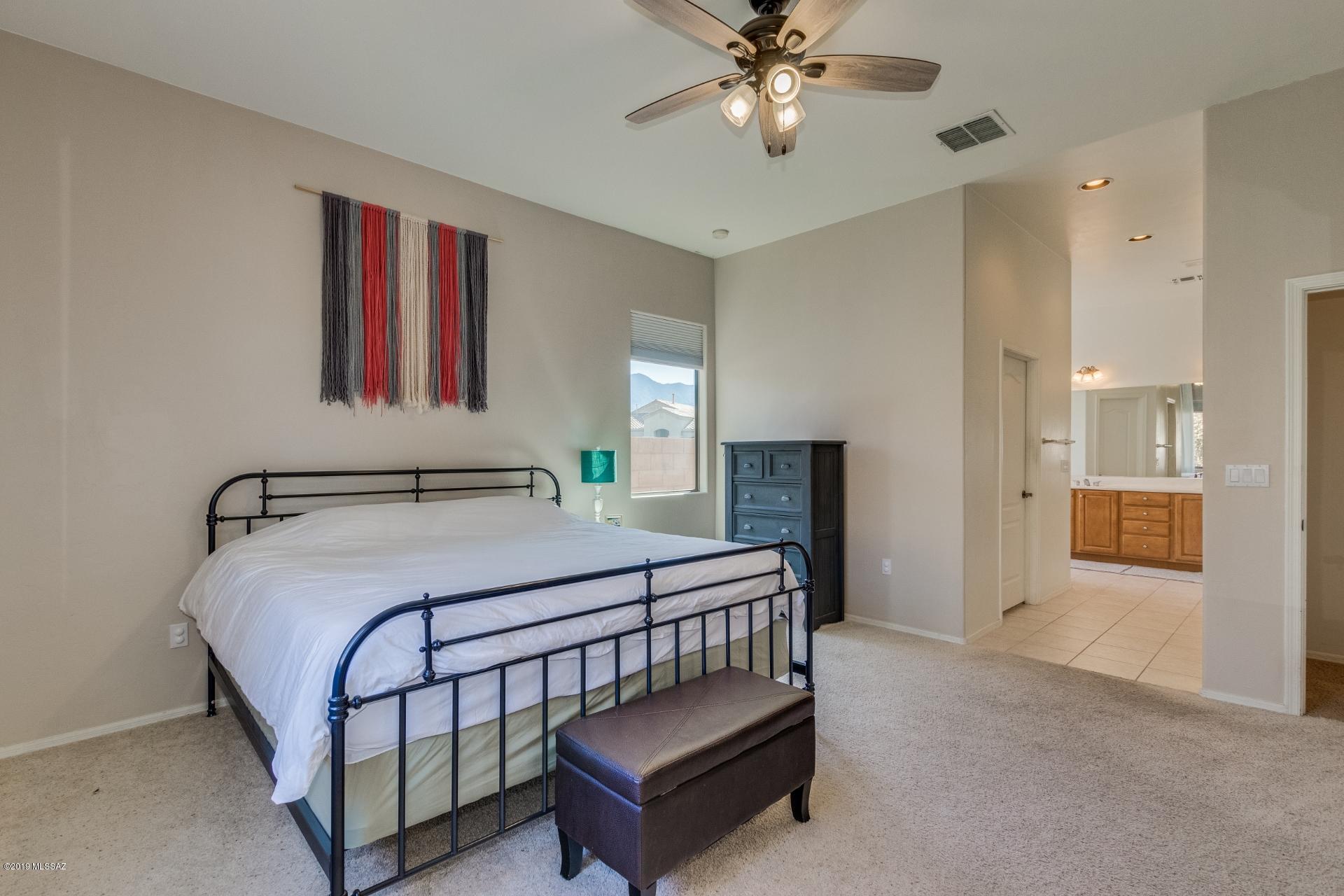Black Horse (1-411) - Residential