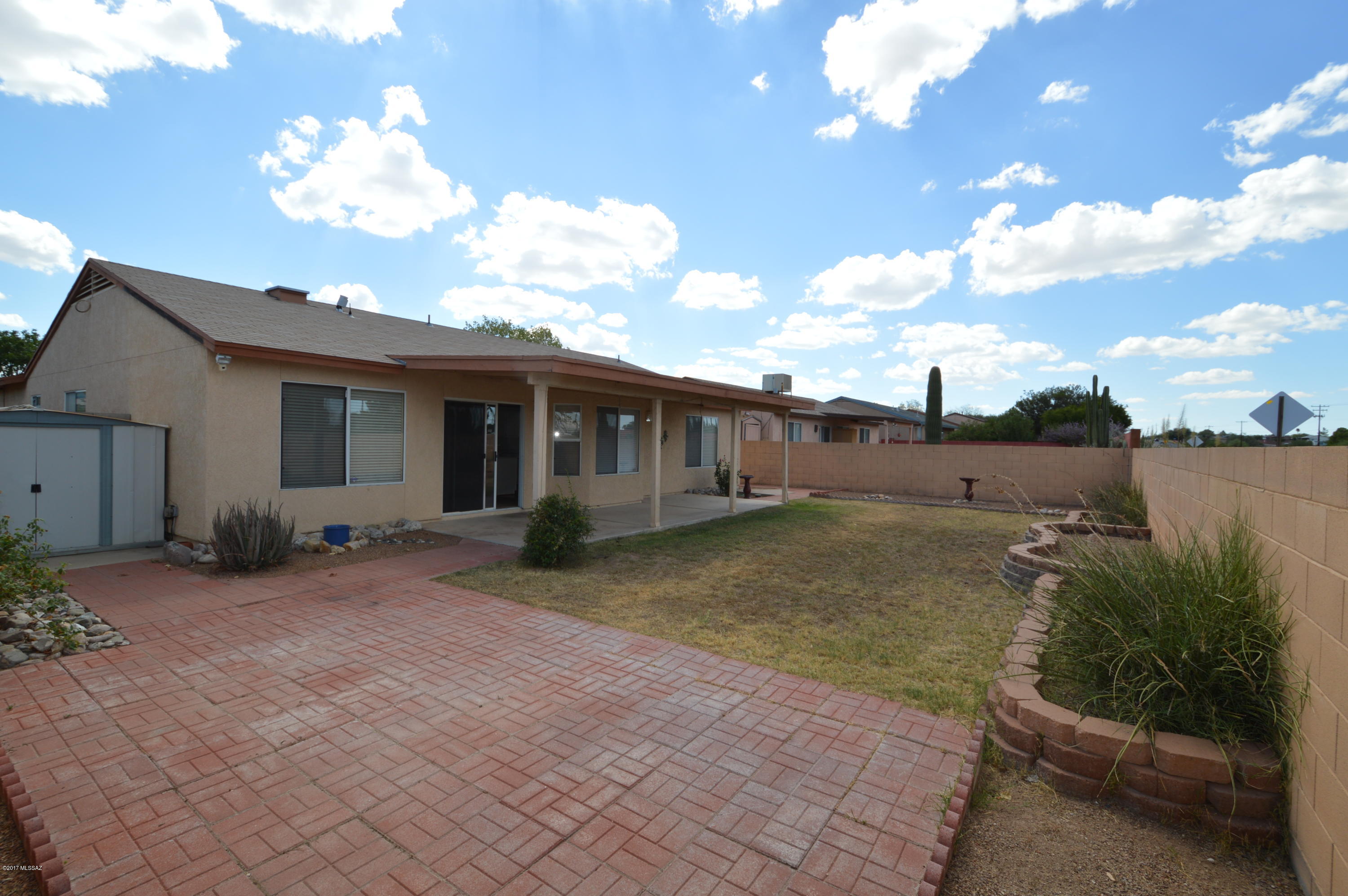 Fairway Groves (91-160) - Residential Lease