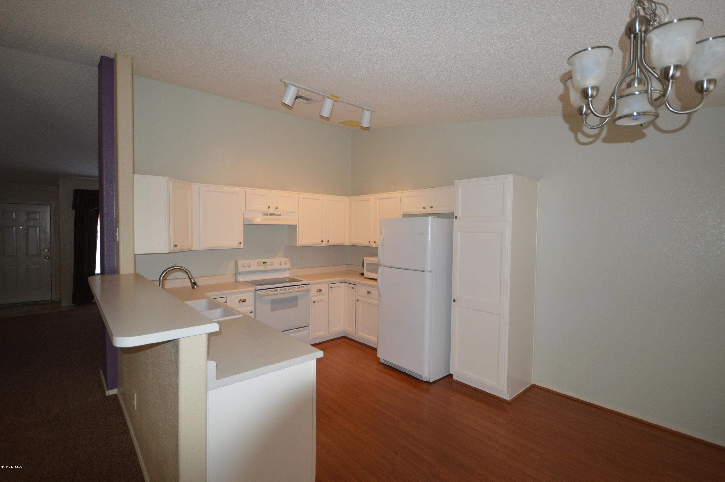 Fairway Groves (91-160) - Residential Lease