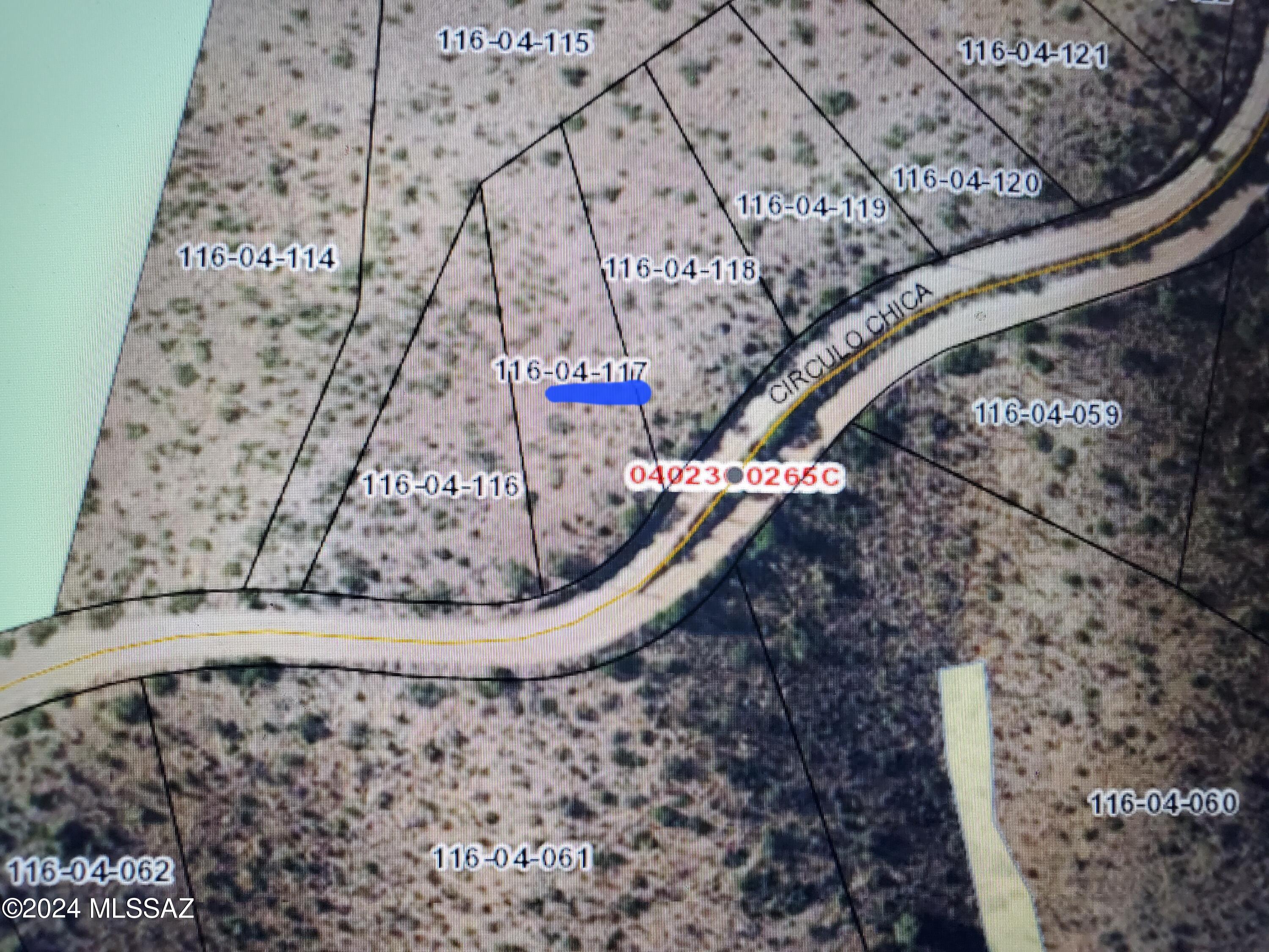 Great lot with breathtaking views!  Half an acre.  Electricity and water appear to be at the street; however shoud be verified during inspections.  Near the highway.  Close to schools.