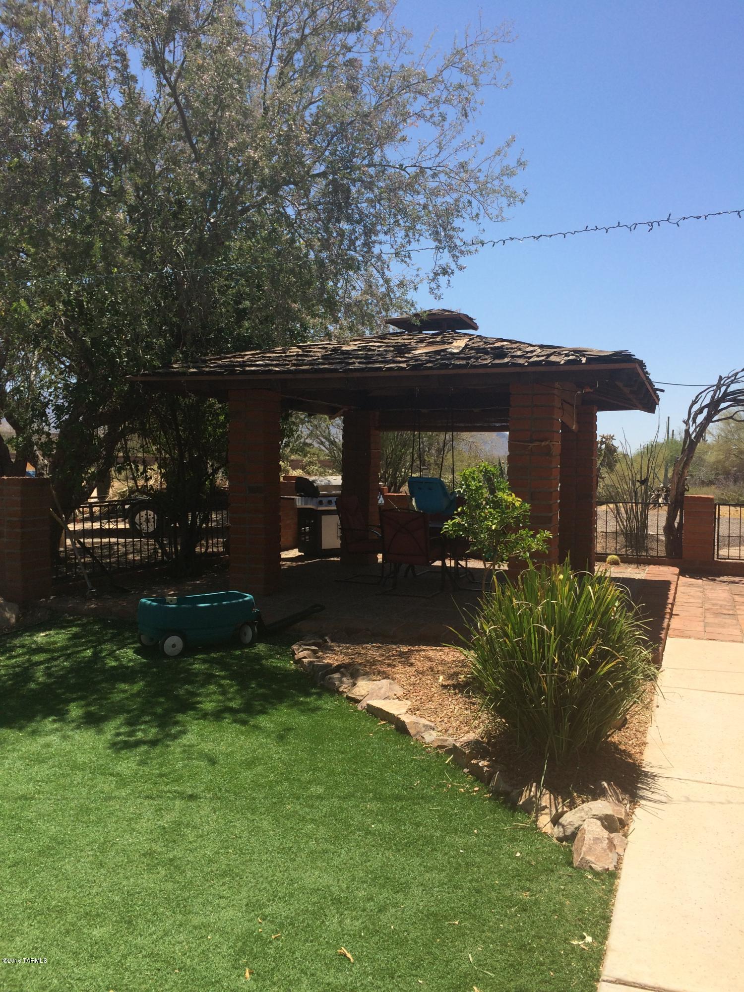 Unsubdivided - Residential Lease