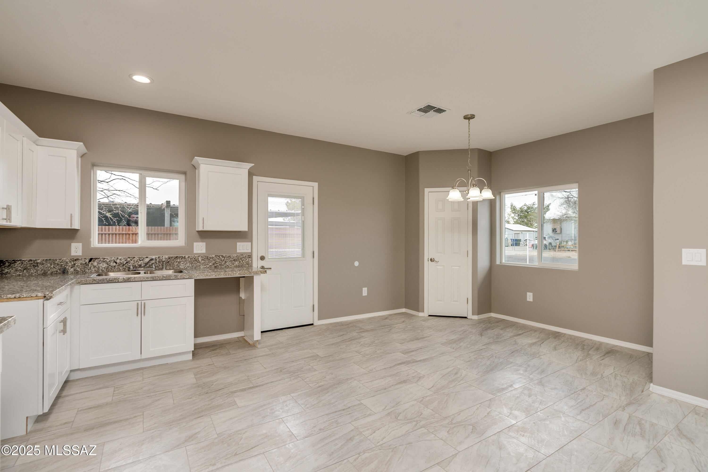 Sunland Villa (1-8) - Residential