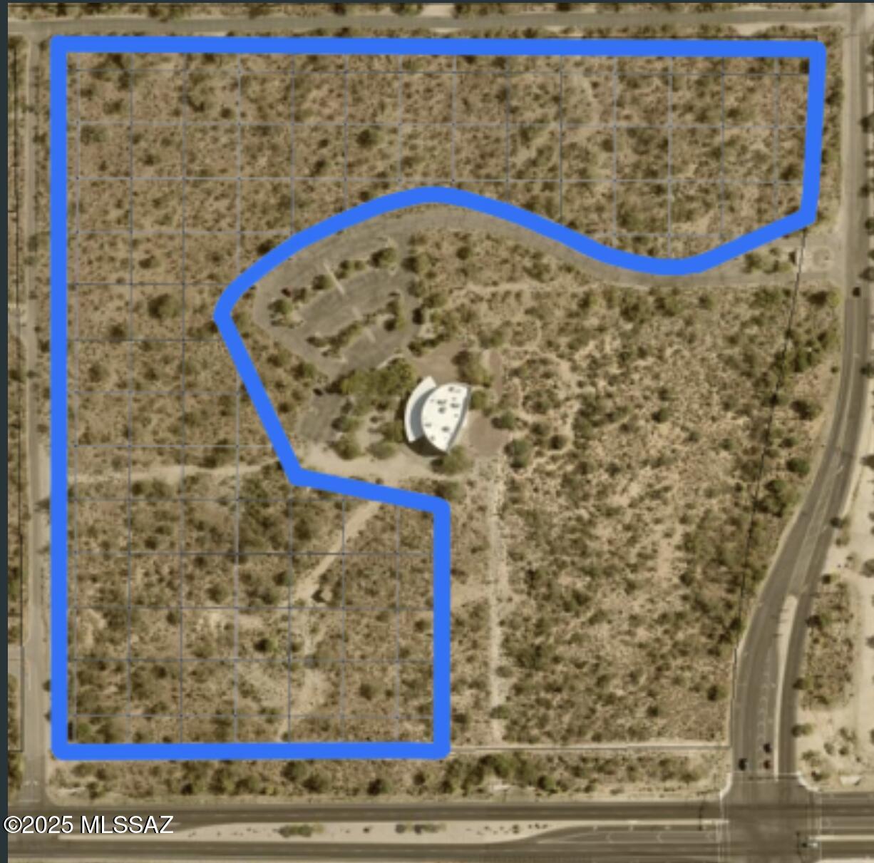 Outstanding opportunity to develop approx. 16 acres of prime residential land near the northwest corner of Tangerine and La Cholla in Oro Valley. This undivided parcel is ideally situated within a 2-mile radius of affluent neighborhoods, offering a strong market for quality single-family homes. Zoned to allow single-family residential with flexibility per current zoning for charter schools, assisted living, and religious institutions. The site boasts easy access to major employers including the U of A Center for Innovation and Oro Valley Hospital, as well as nearby shopping, dining, and recreational amenities. Residents will enjoy close proximity to the Oro Valley Community Center and scenic walking and biking trails. Sweeping views of the Catalina and Tortolita Mountains create a stunnin