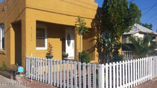 University Home Addition - Residential Lease