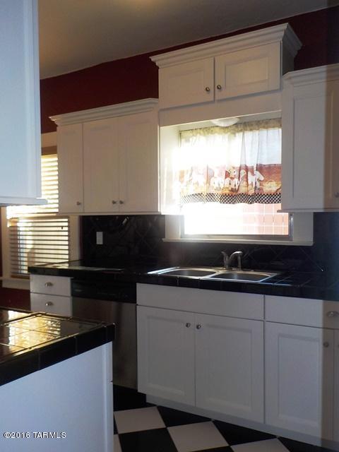 University Home Addition - Residential Lease