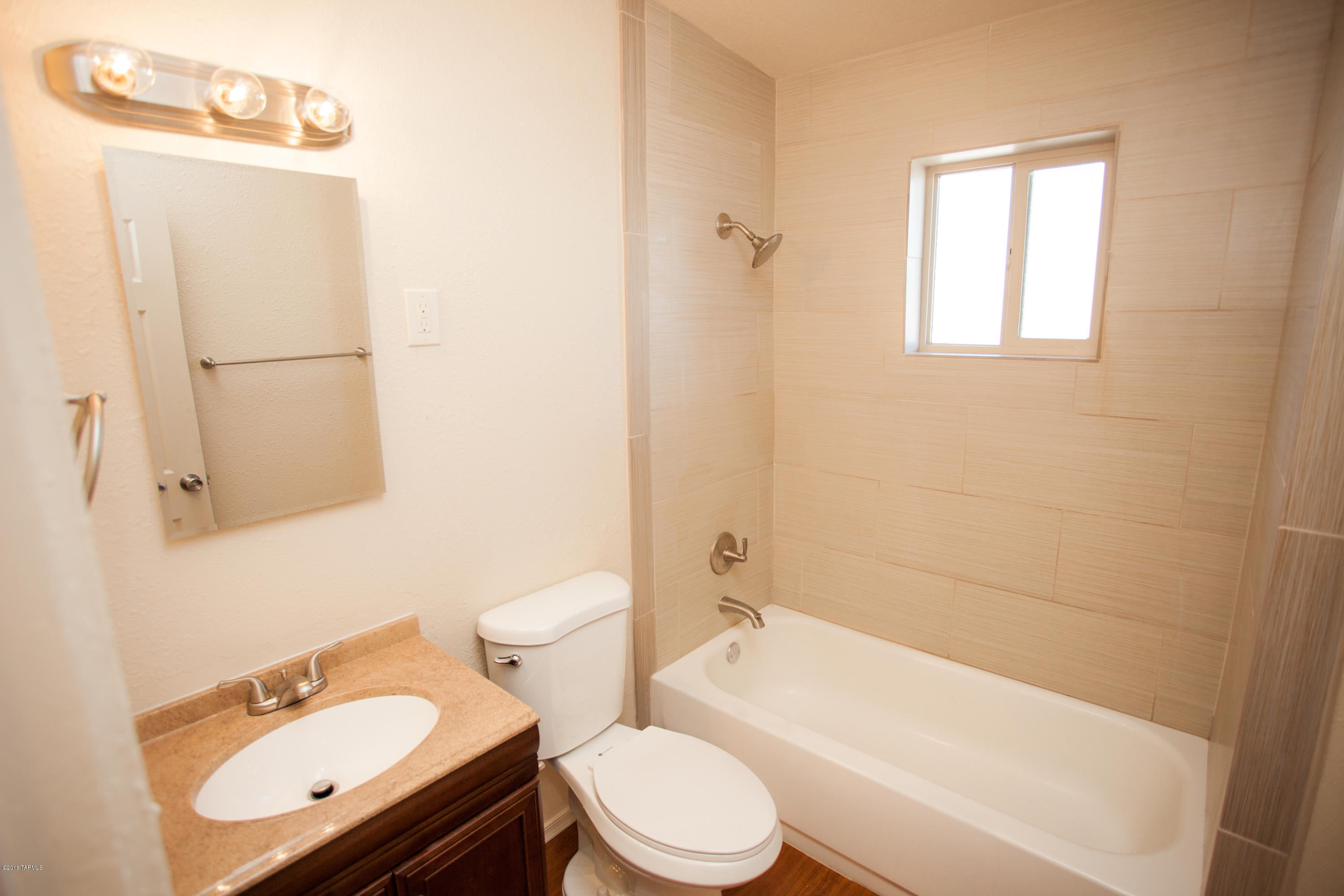 Miracle Mile Manor - Residential Income