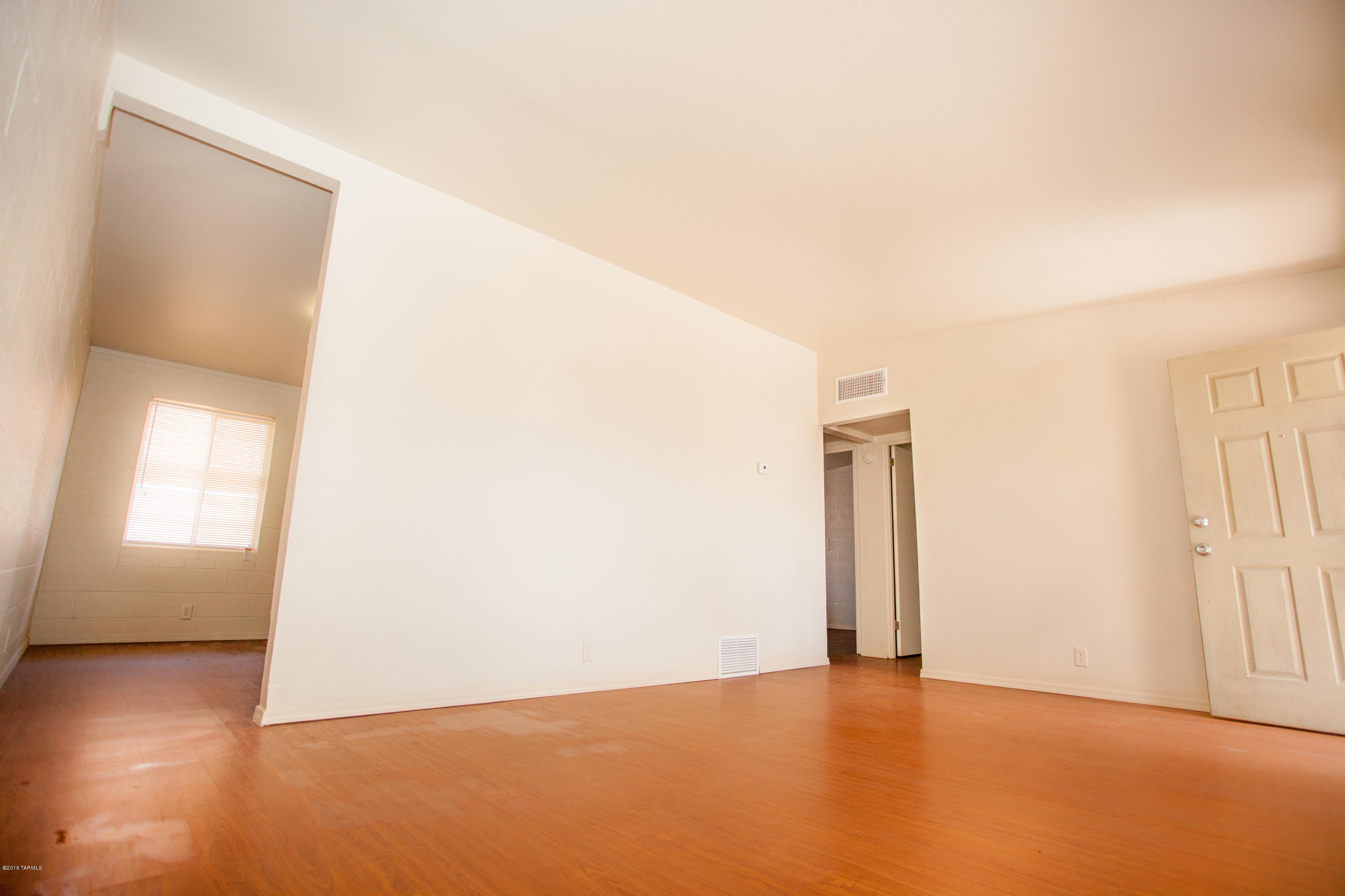 Miracle Mile Manor - Residential Income