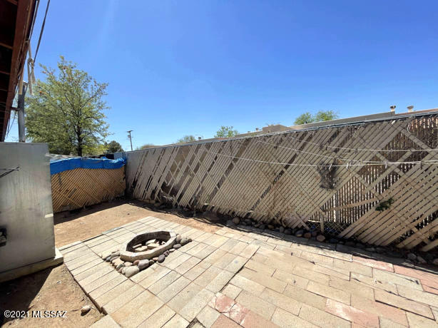 El Pasadena Tract - Residential Lease