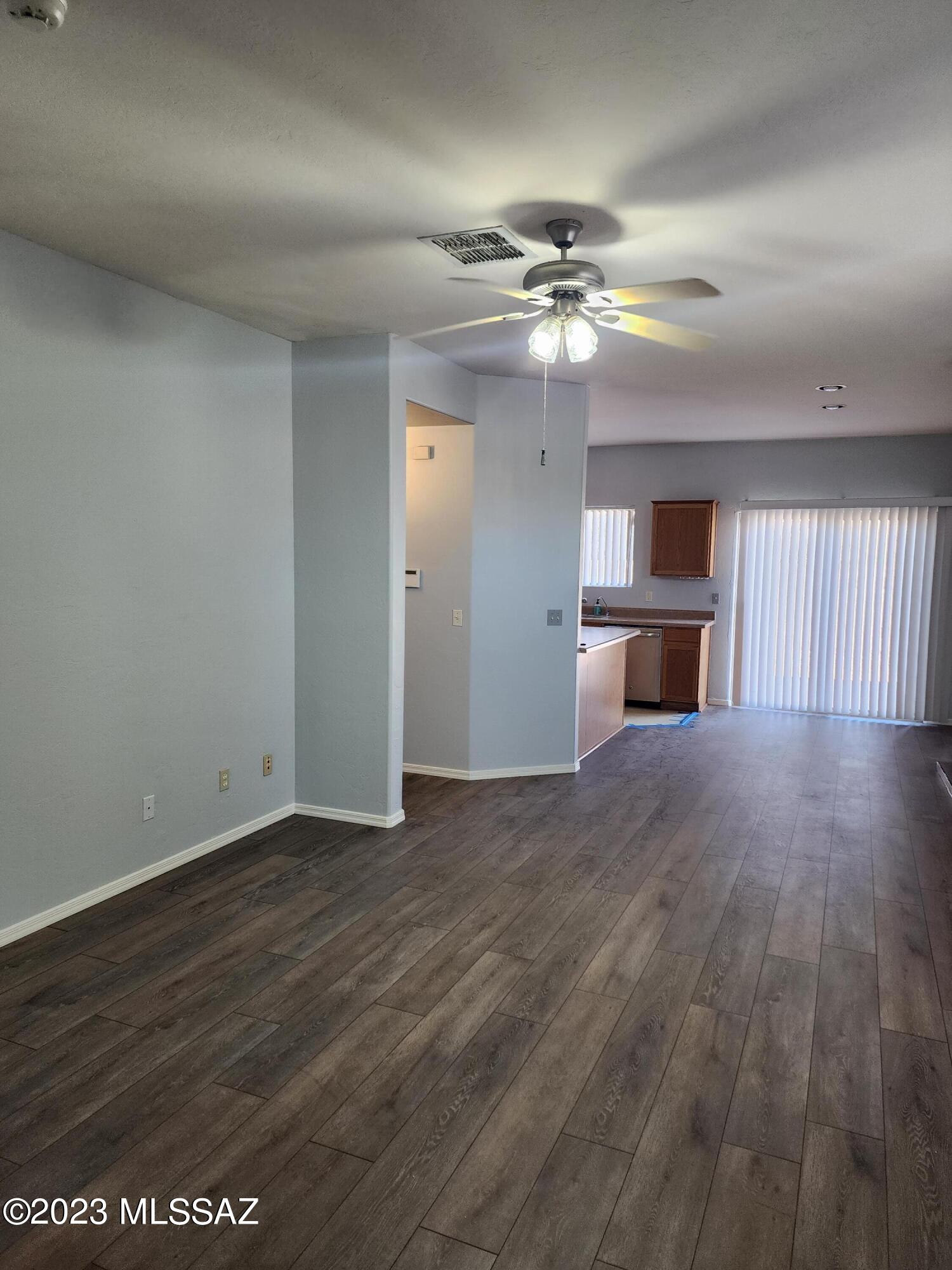 Riverside Crossing (1-133) - Residential Lease
