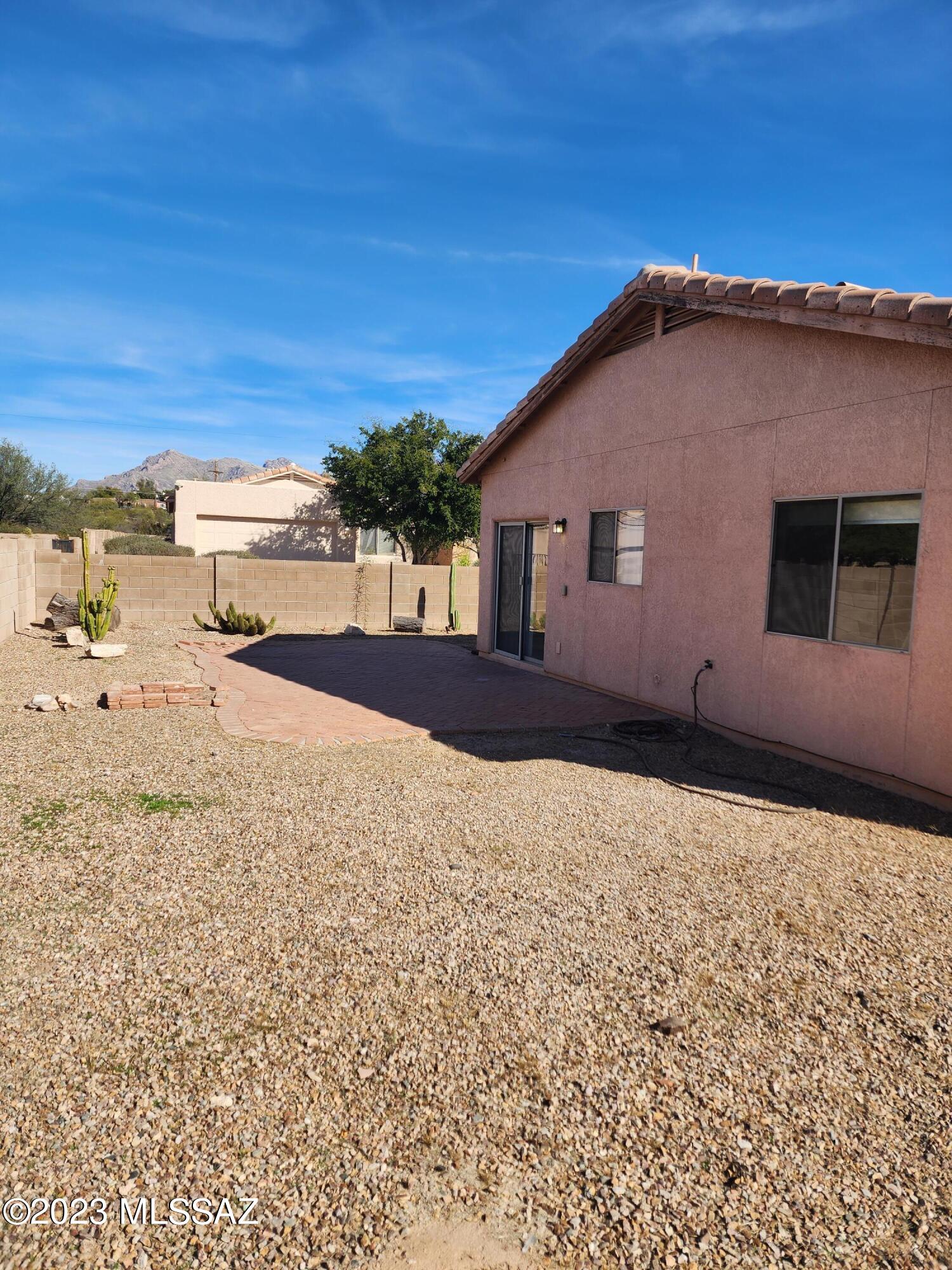 Riverside Crossing (1-133) - Residential Lease