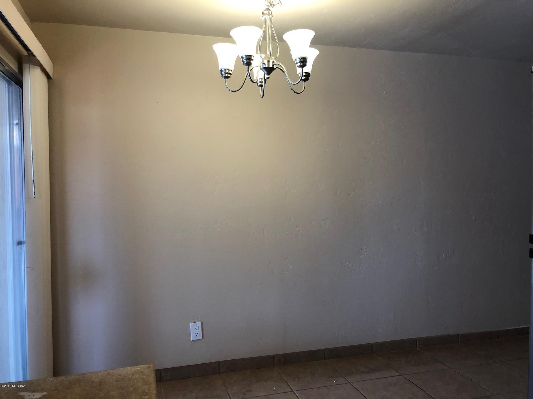 Spanish Meadows Twnhss (1-105) - Residential