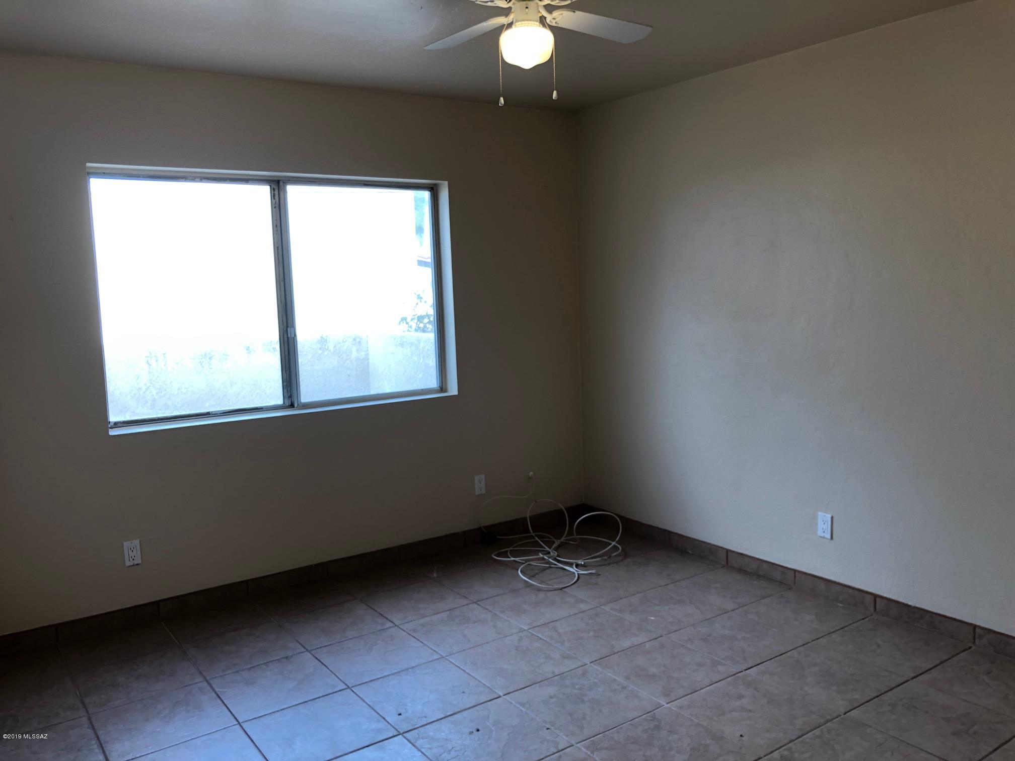 Spanish Meadows Twnhss (1-105) - Residential