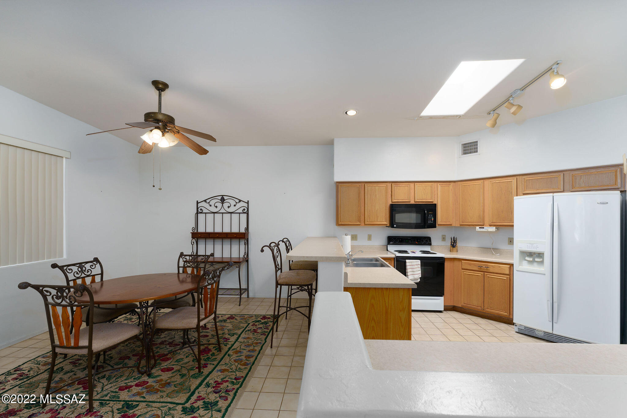 Rancho Esperero (1-343) - Residential