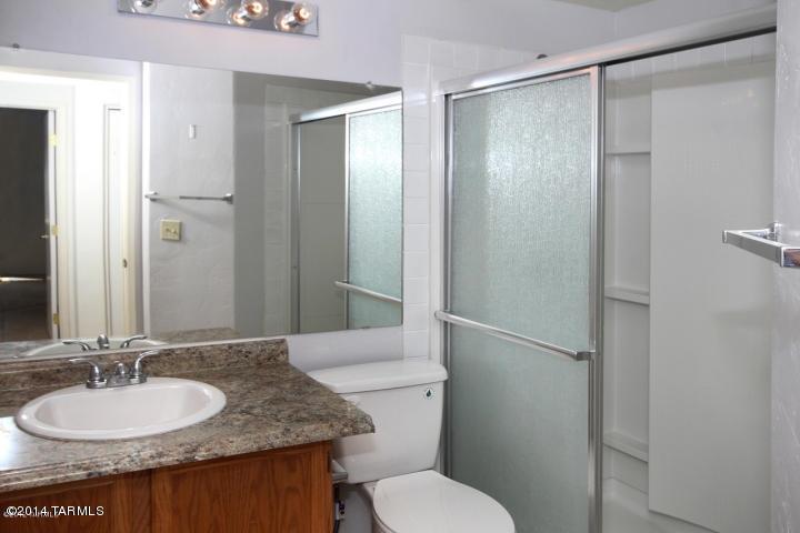 Town & Country (1-143) - Residential Lease