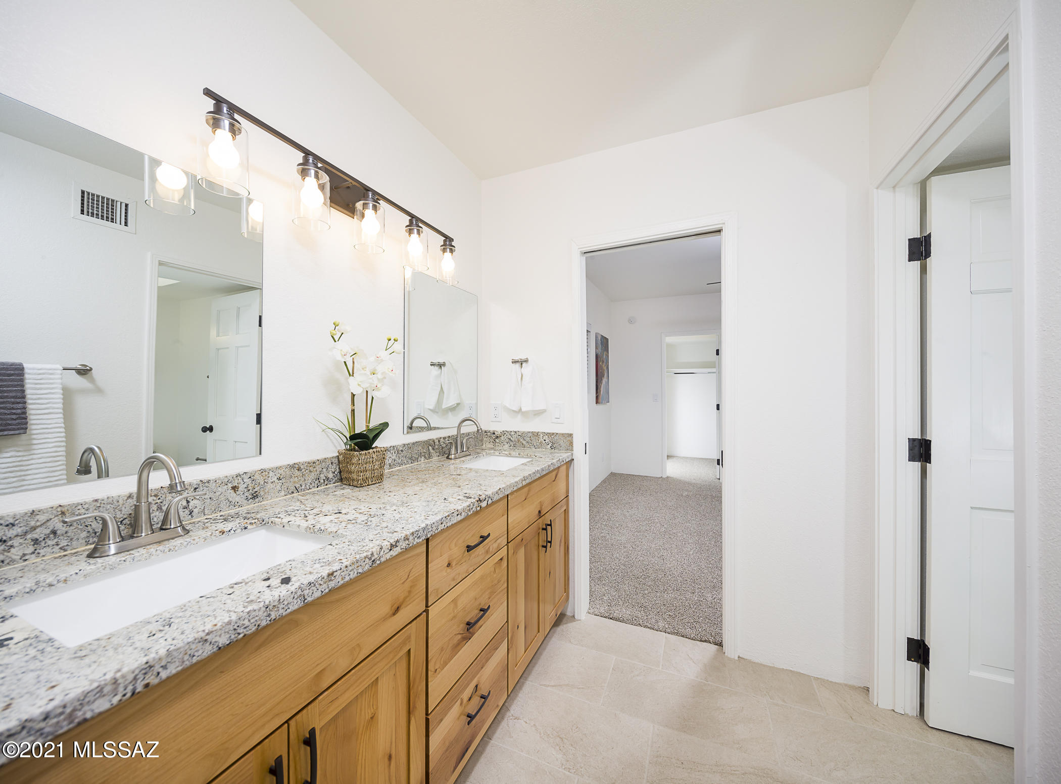 Sabino Vista Knolls (61-135) - Residential